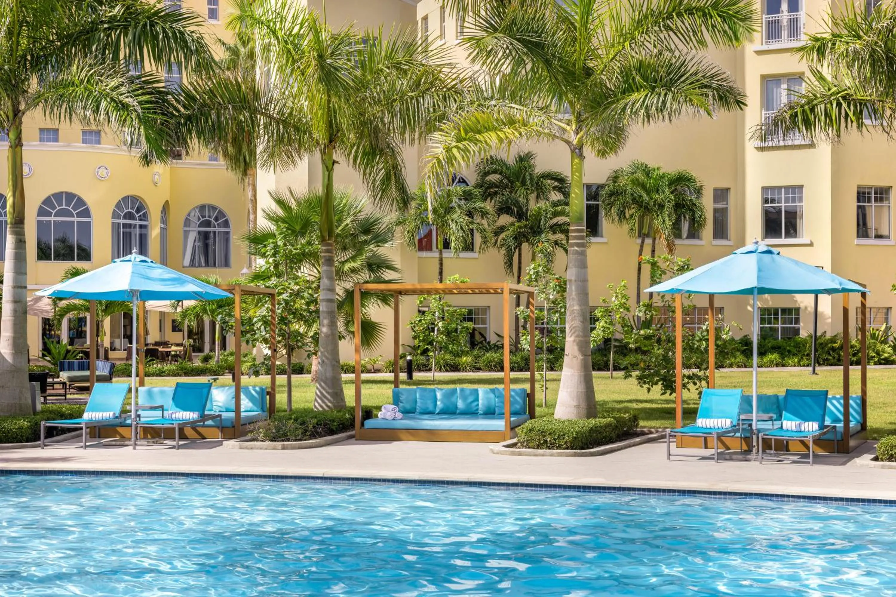 Swimming pool in British Colonial Nassau