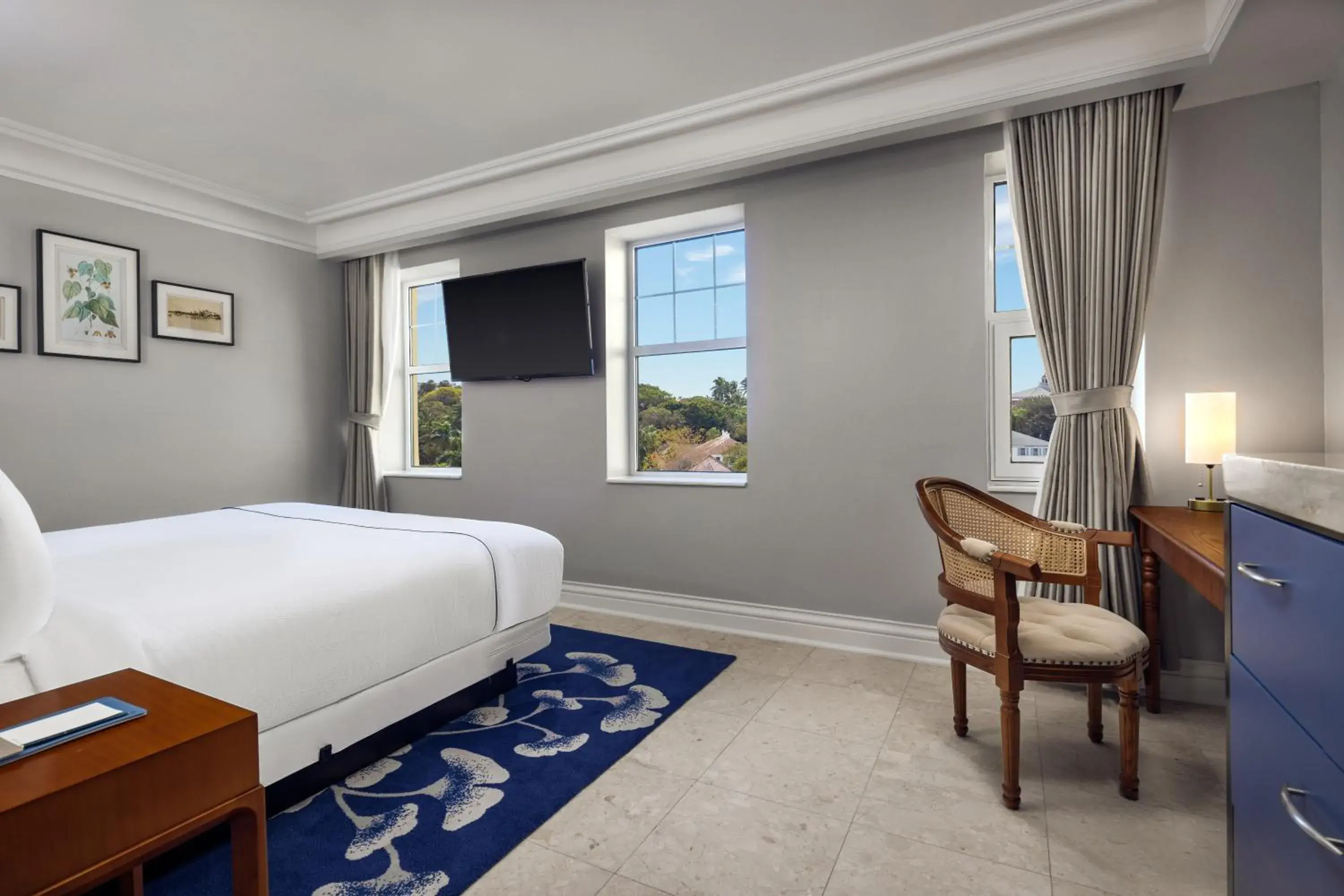 Bed in British Colonial Nassau Bed in British Colonial Nassau