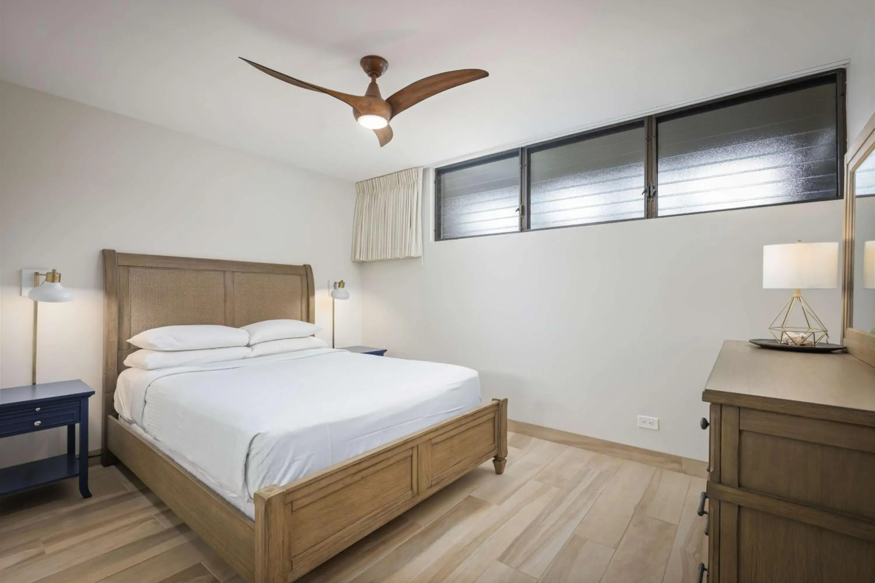 Bed in Aston at Papakea Resort Bed in Aston at Papakea Resort