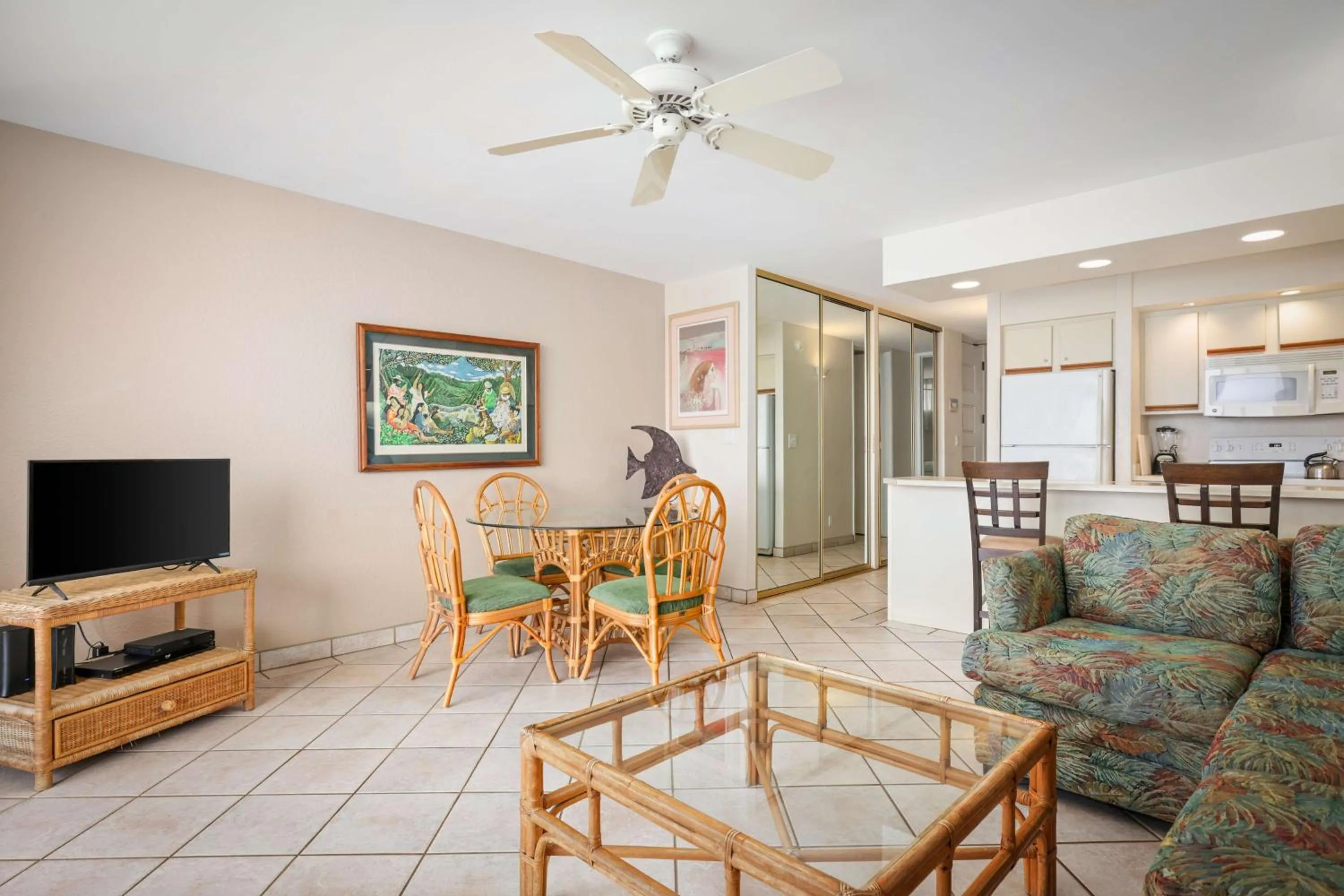 TV and multimedia in Aston at Papakea Resort