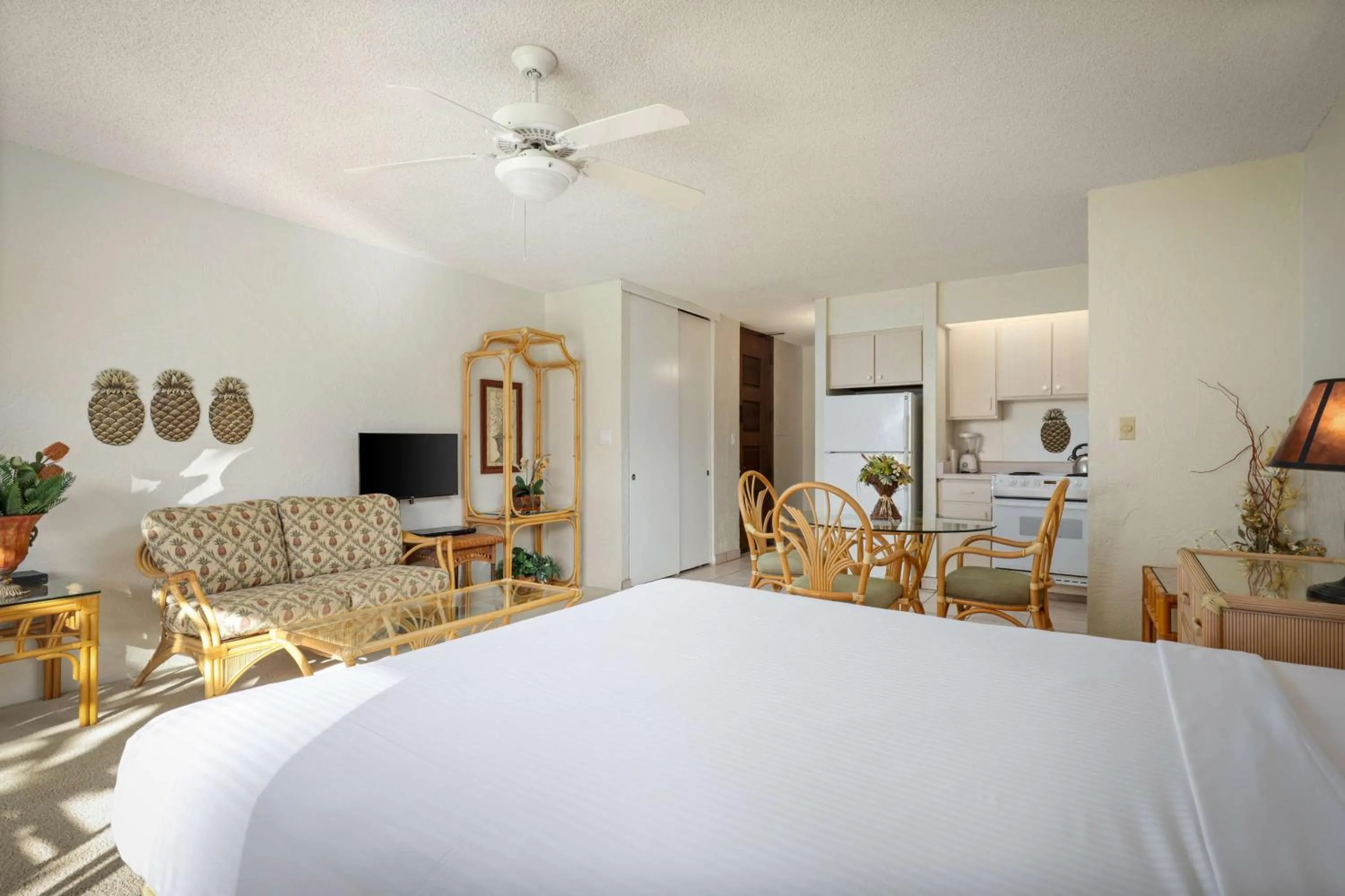 Bed in Aston at Papakea Resort