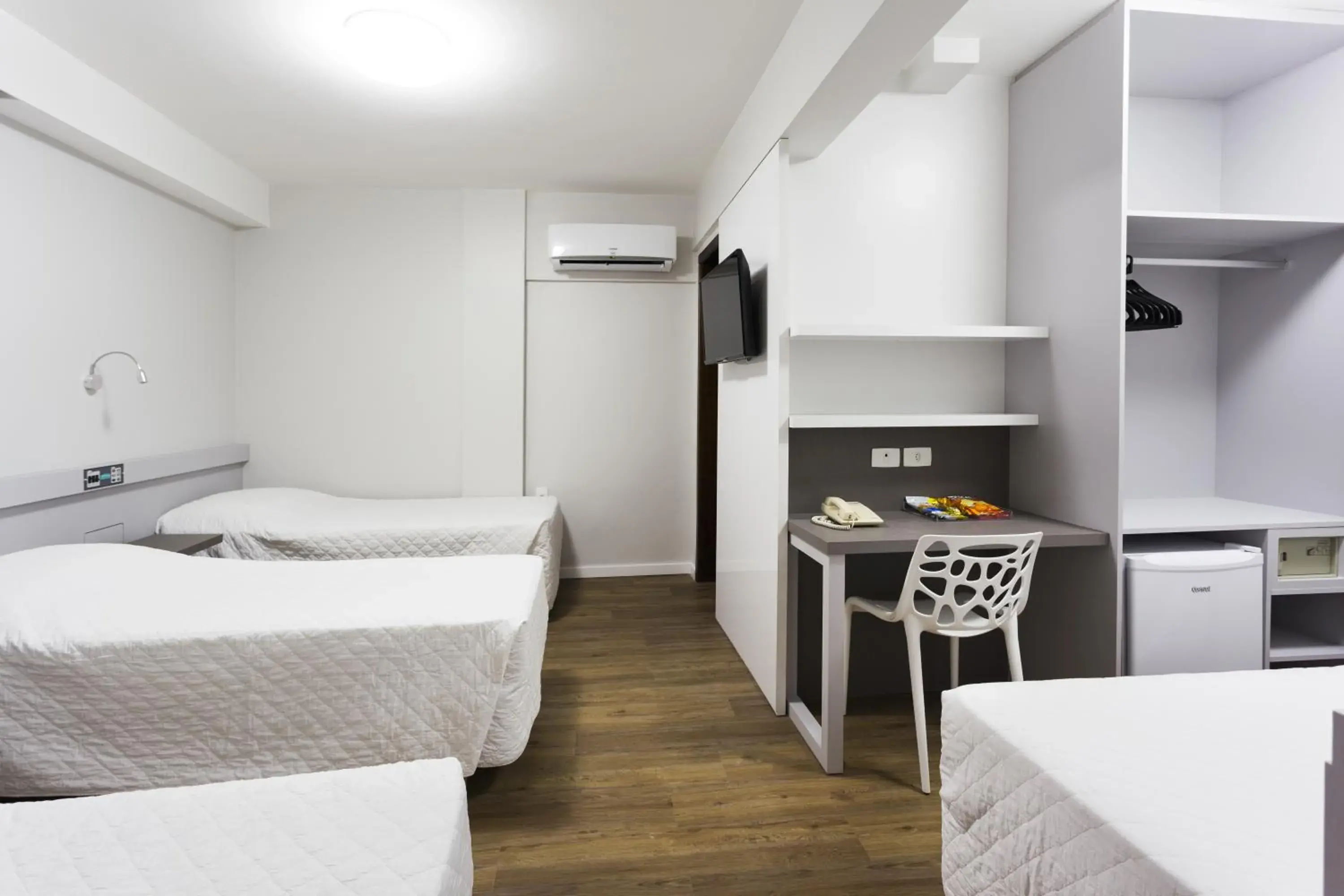 Standard Quadruple Room in Tropikalya Prime Hotel Standard Quadruple Room in Tropikalya Prime Hotel