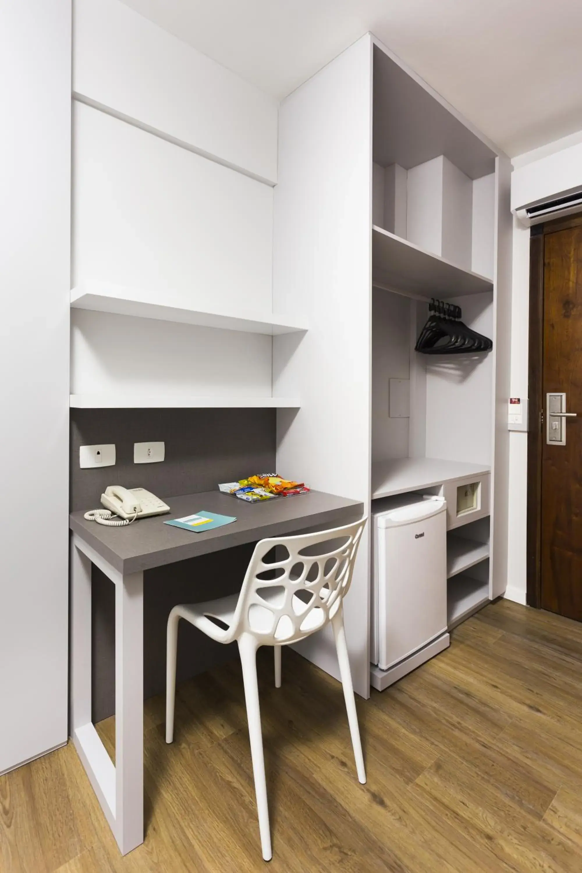 Restaurant/places to eat in Tropikalya Prime Hotel Restaurant/places to eat in Tropikalya Prime Hotel