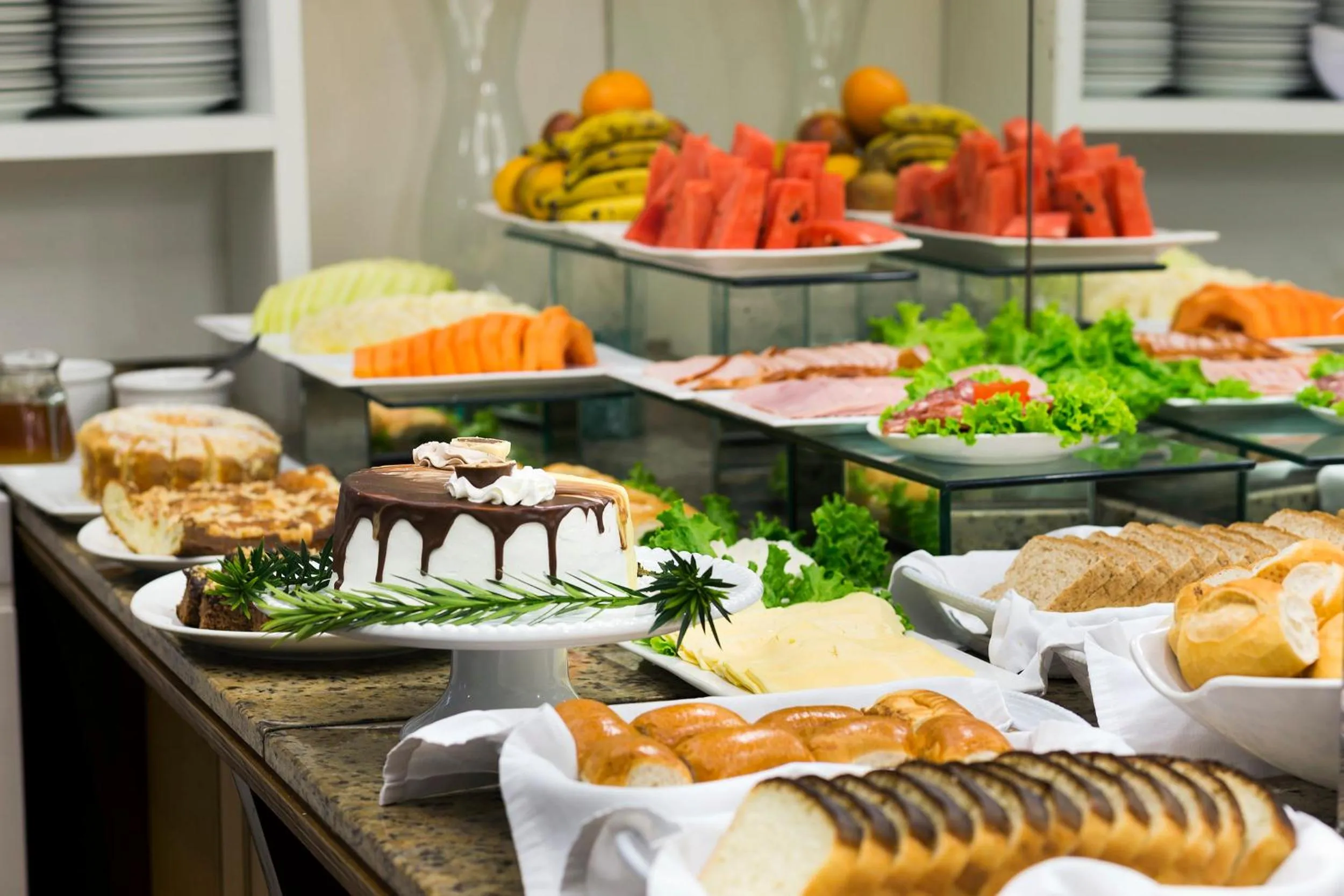 Restaurant/places to eat in Tropikalya Prime Hotel