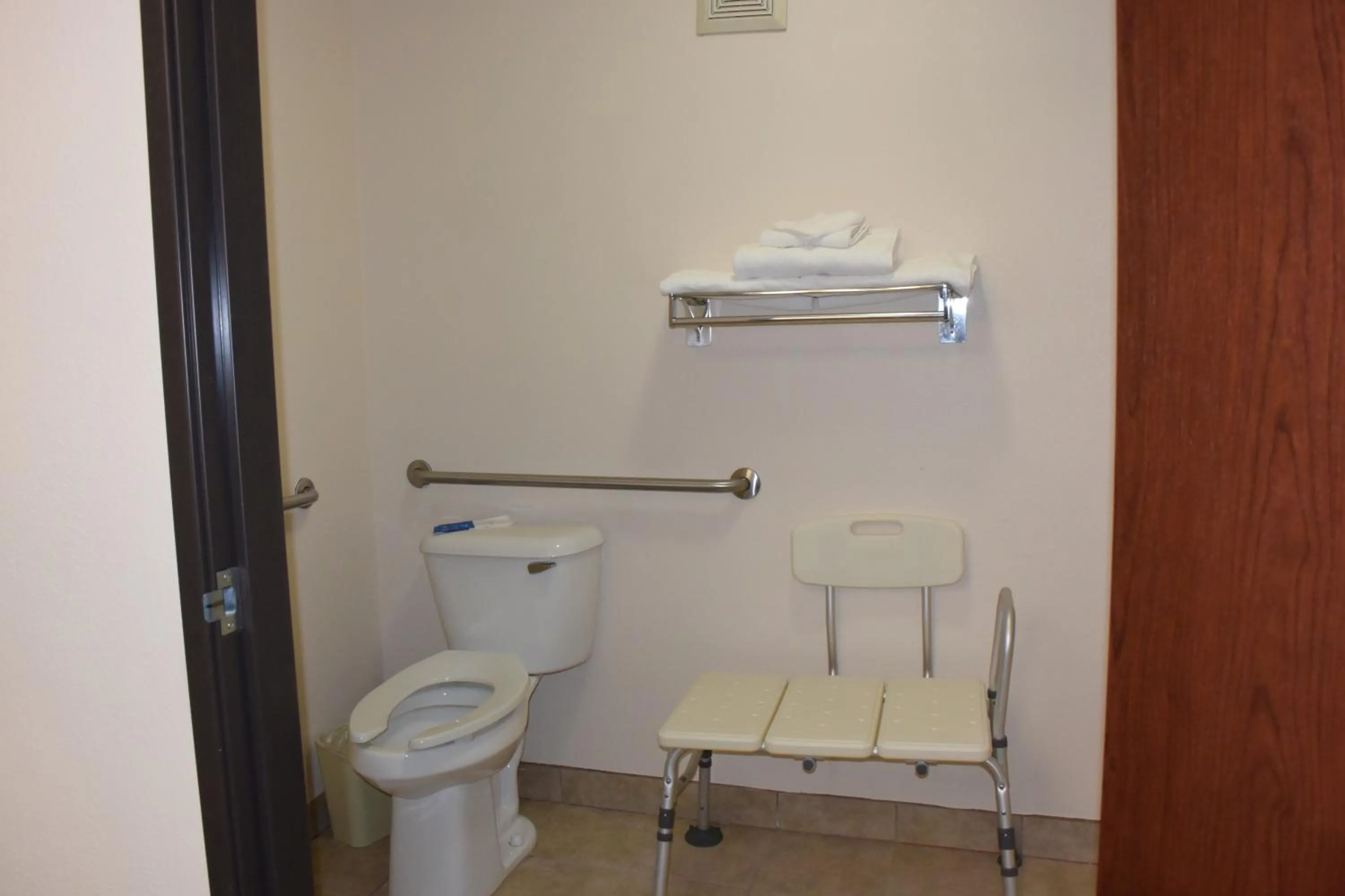 Decorative detail in Travelodge by Wyndham, Newberg