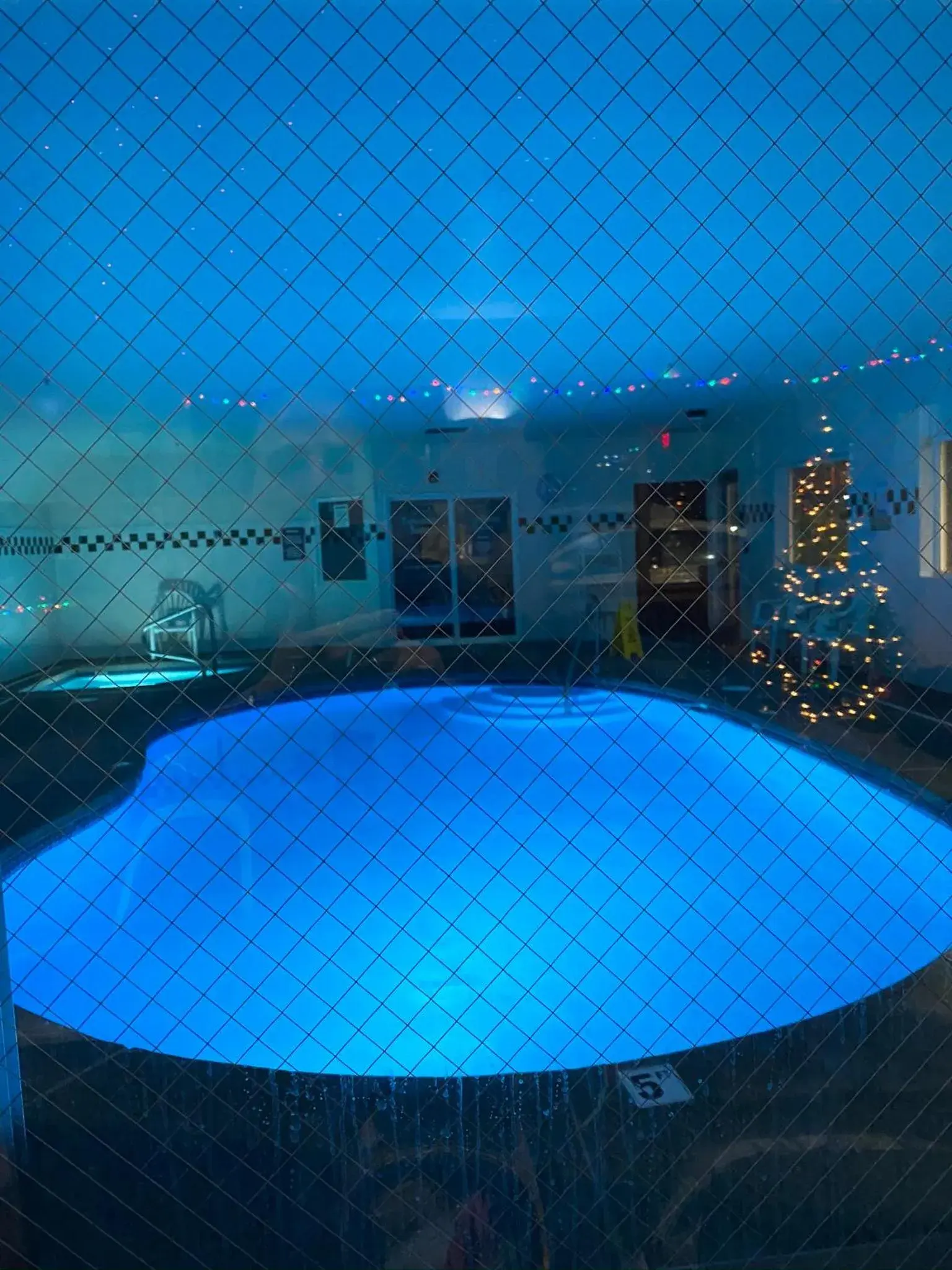 Swimming pool in Travelodge by Wyndham, Newberg Swimming pool in Travelodge by Wyndham, Newberg