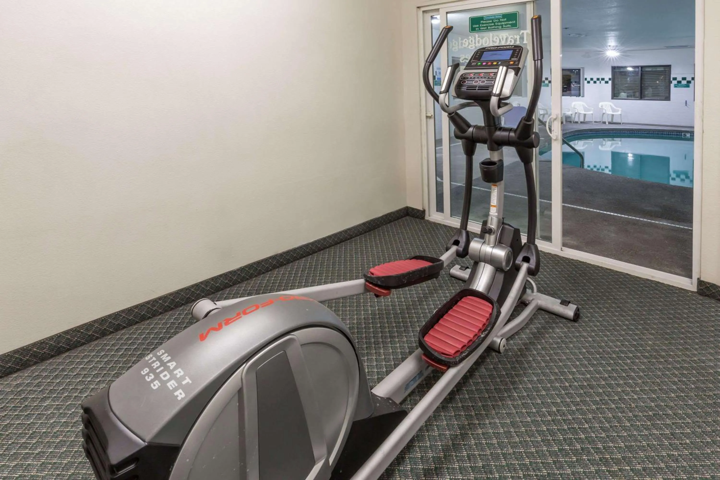 Fitness centre/facilities in Travelodge by Wyndham, Newberg