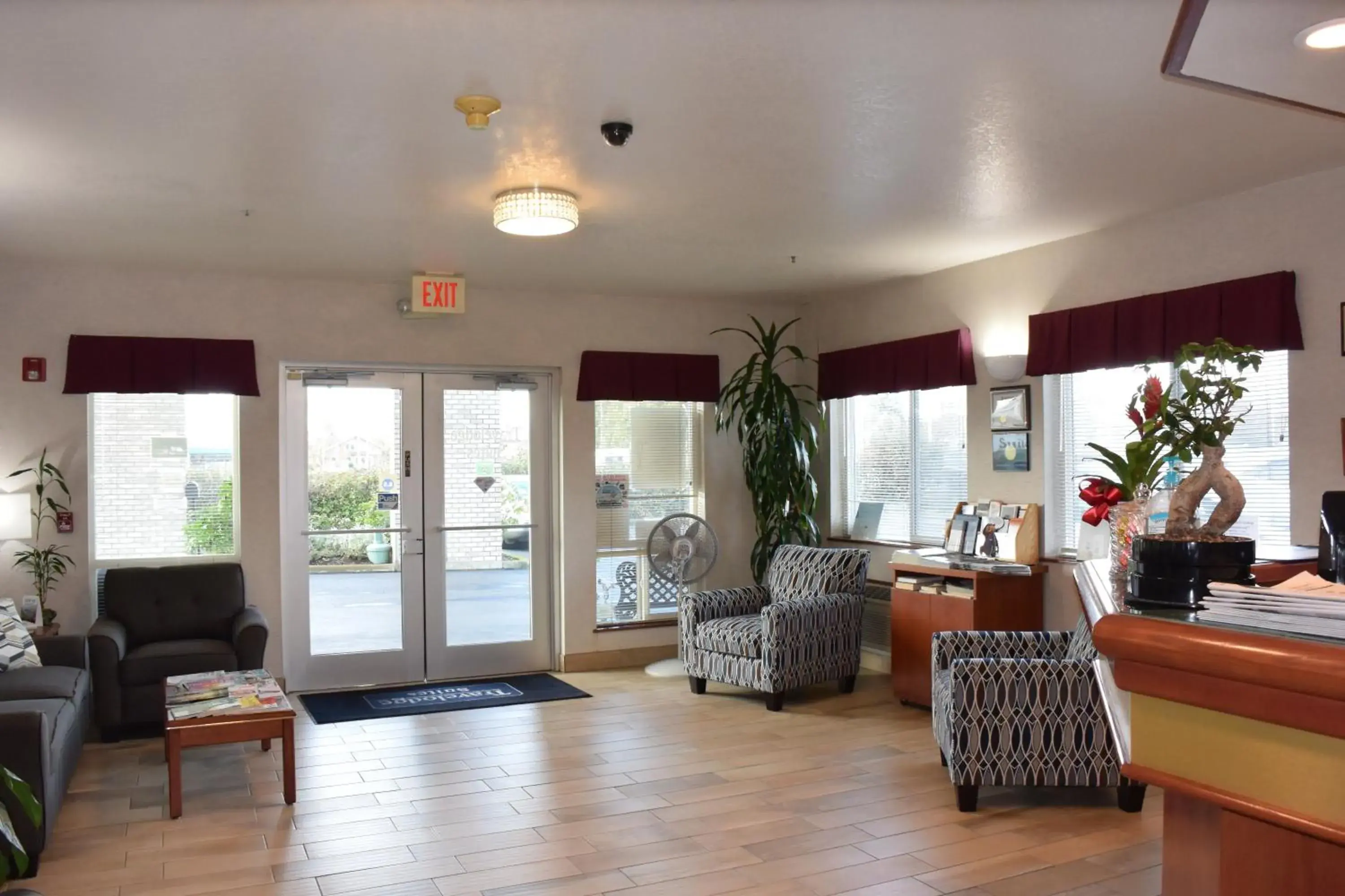 Lobby or reception in Travelodge by Wyndham, Newberg Lobby or reception in Travelodge by Wyndham, Newberg