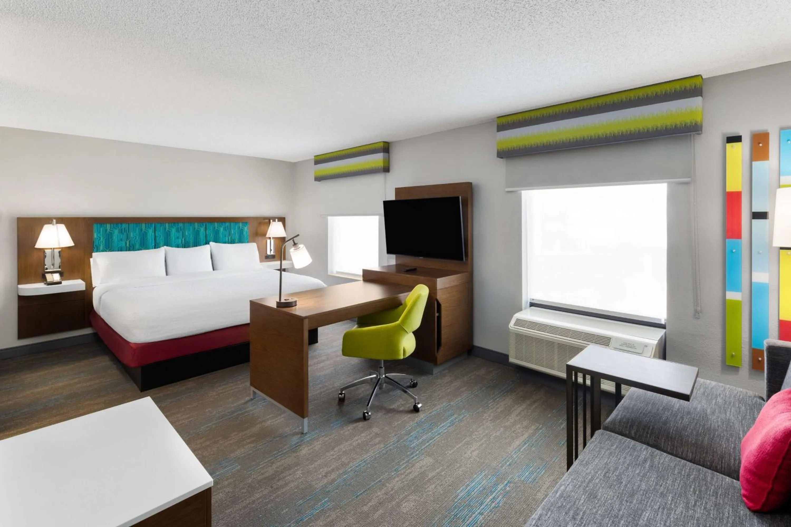 Bedroom, Bed in Hampton Inn & Suites Dothan