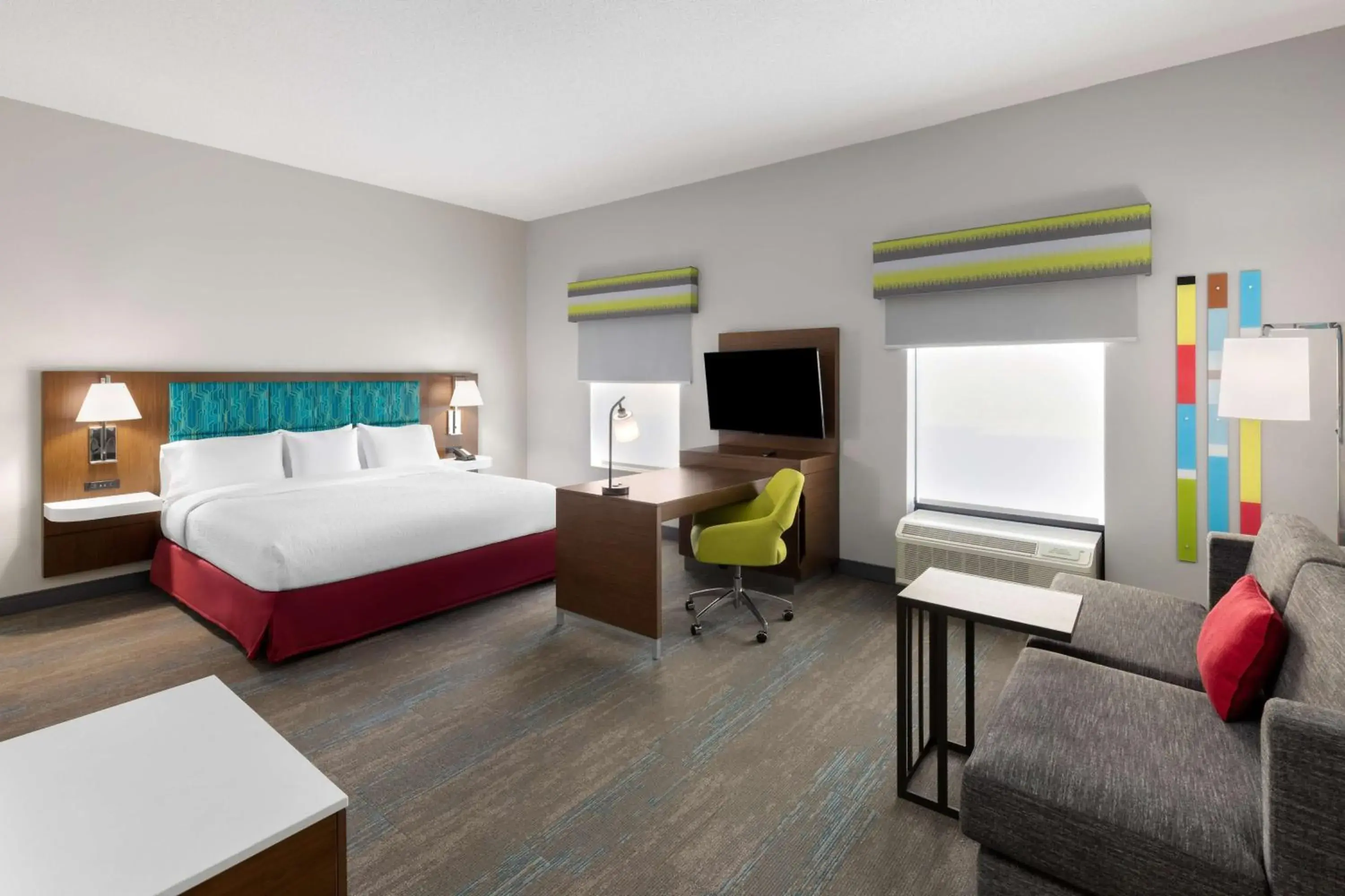 Bedroom, Bed in Hampton Inn & Suites Dothan Bedroom, Bed in Hampton Inn & Suites Dothan