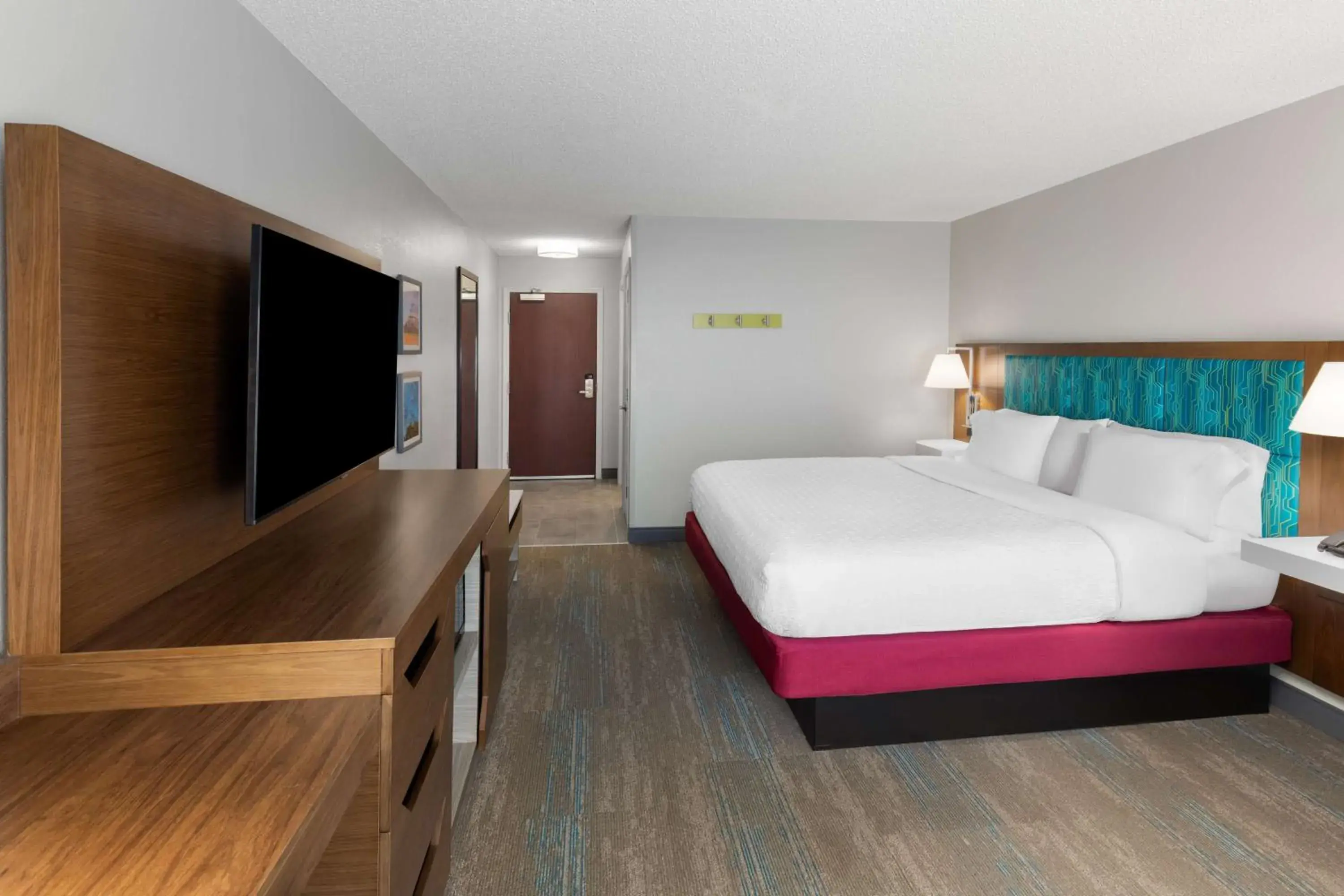 King Room with King Bed - Non-Smoking in Hampton Inn & Suites Dothan King Room with King Bed - Non-Smoking in Hampton Inn & Suites Dothan