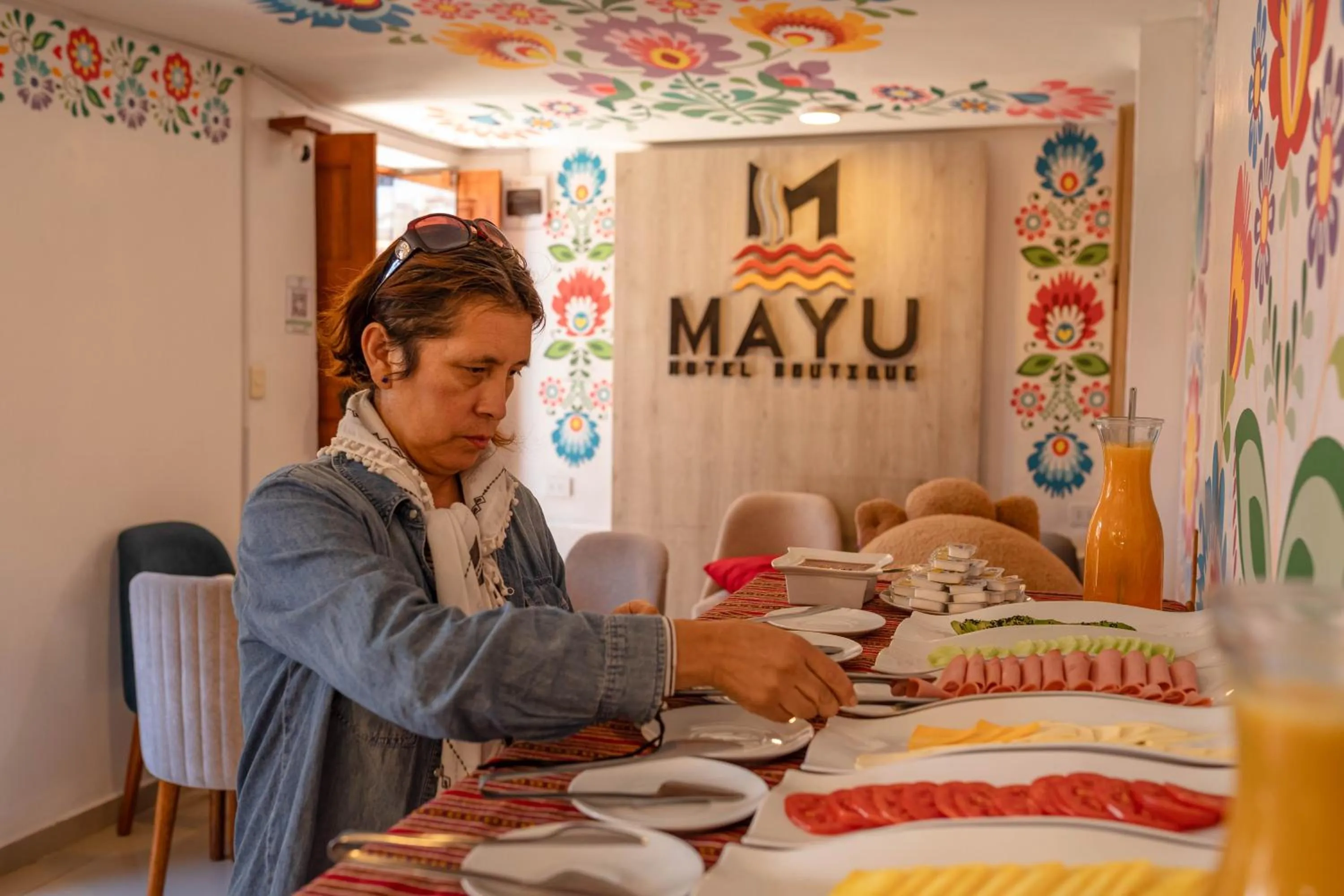 Breakfast, Bed in Mayu Boutique Hotel