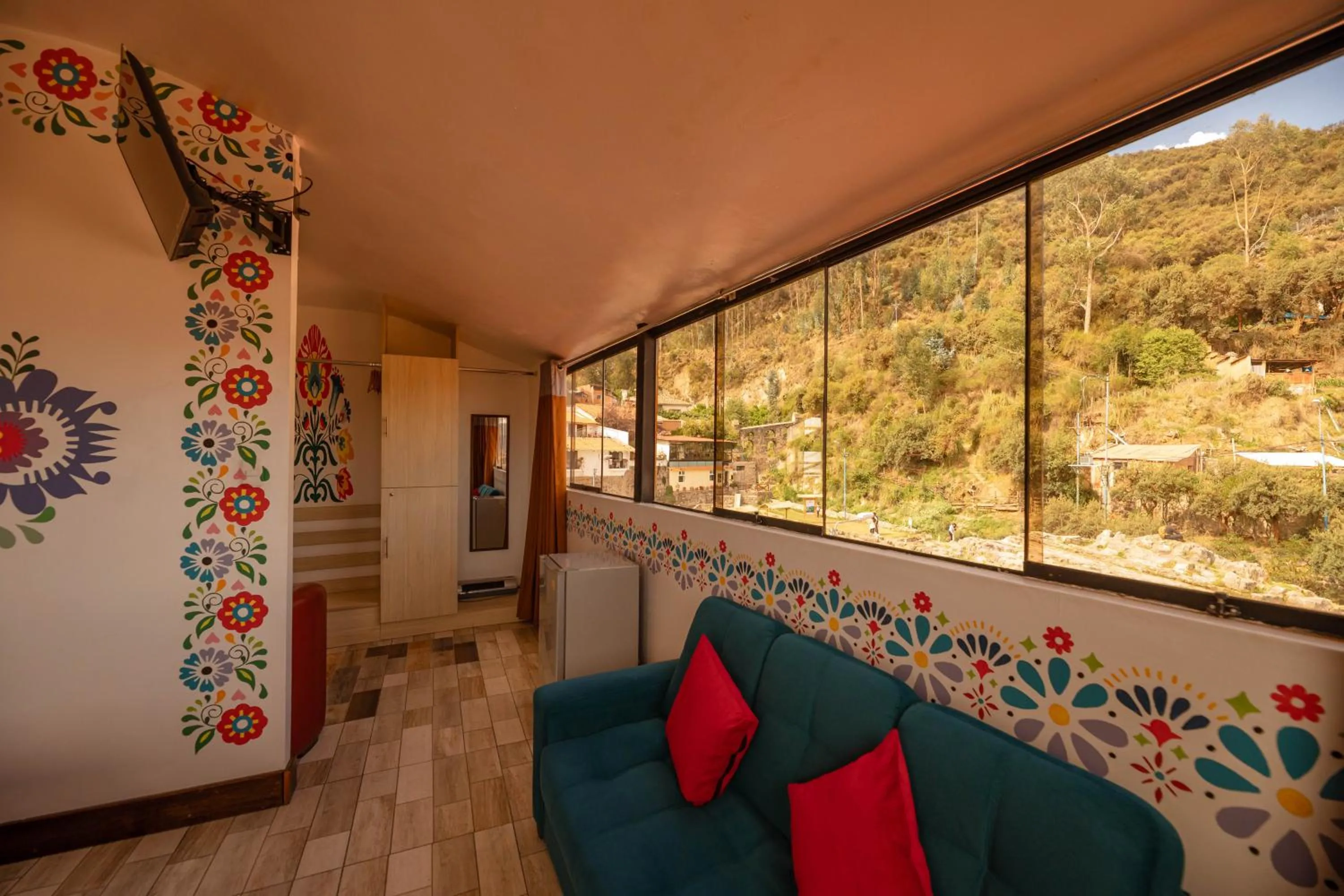 Mountain view in Mayu Boutique Hotel