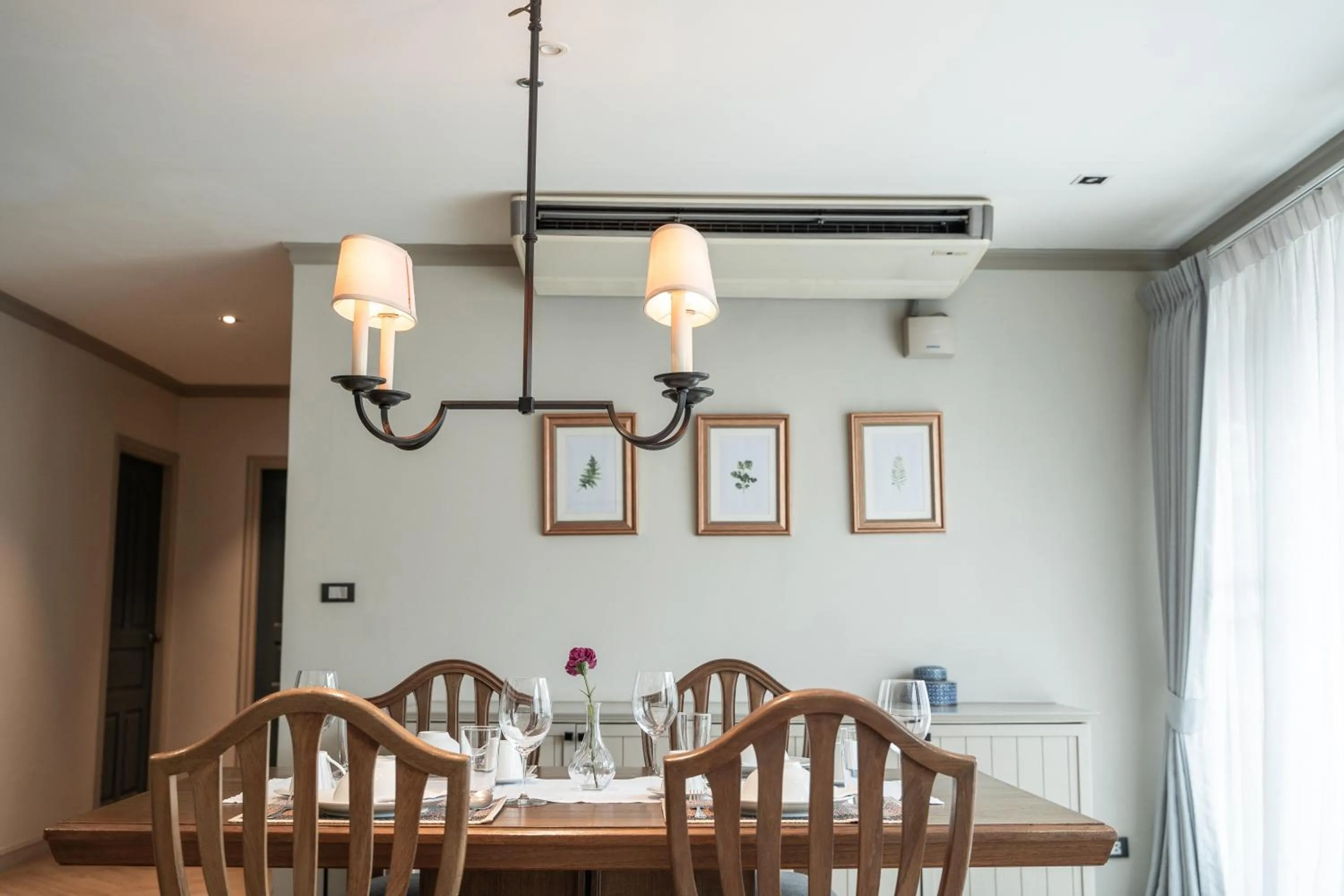 Dinner in THEA Private Suites by TH District