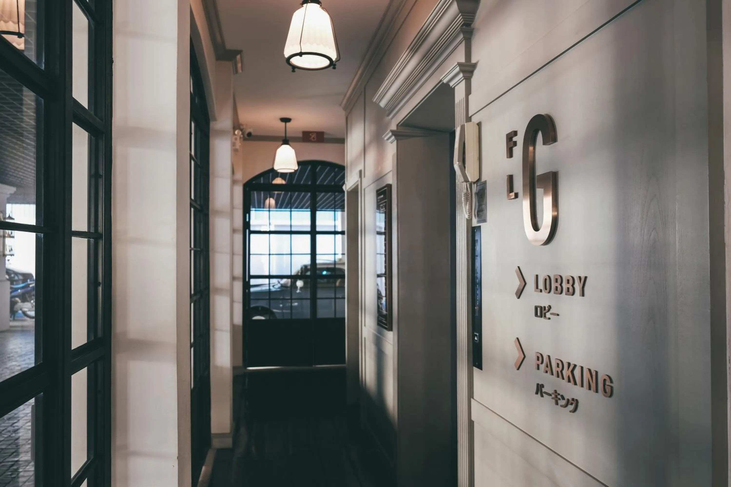 Lobby or reception in THEA Private Suites by TH District