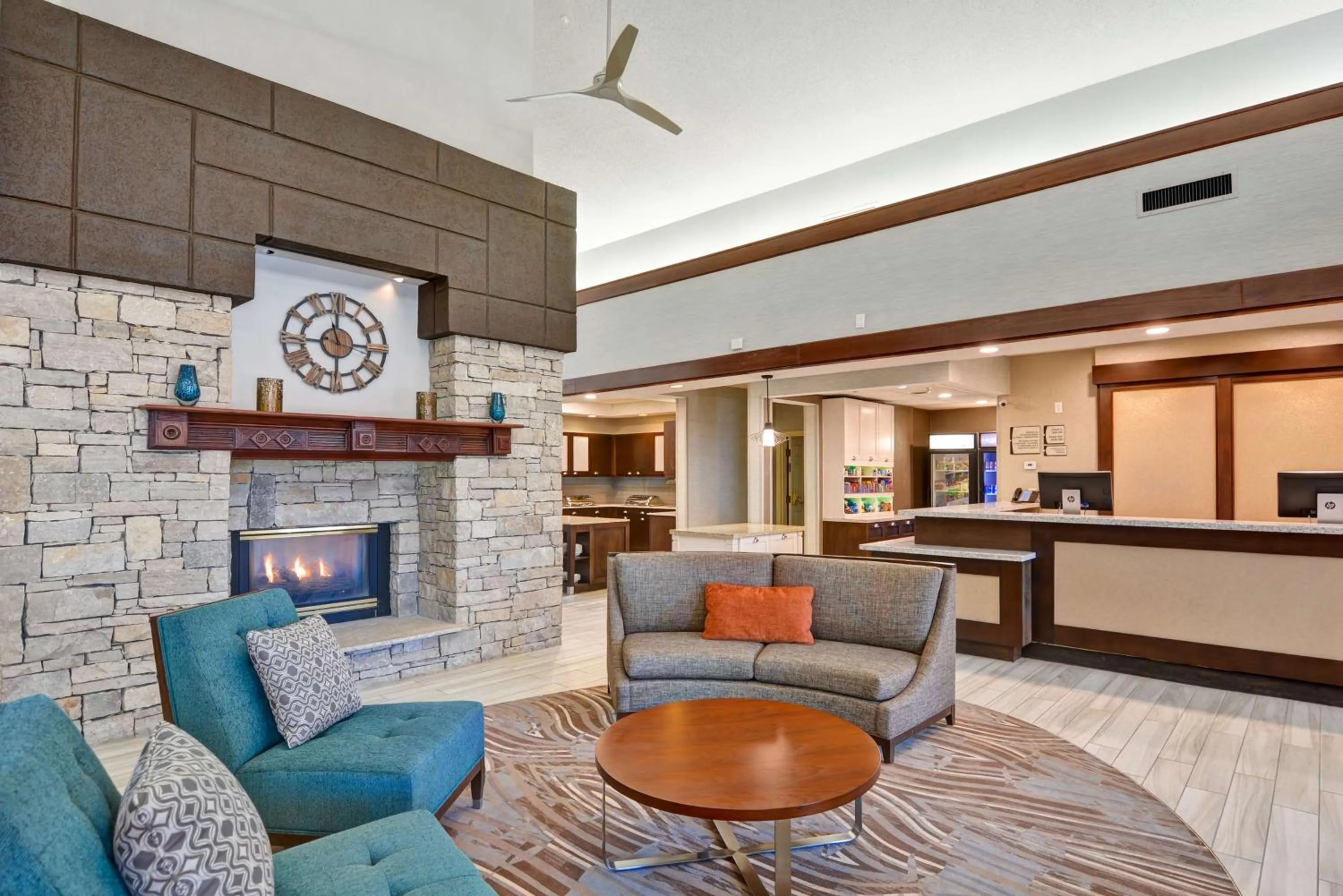 Lobby or reception in Homewood Suites by Hilton Kansas City/Overland Park