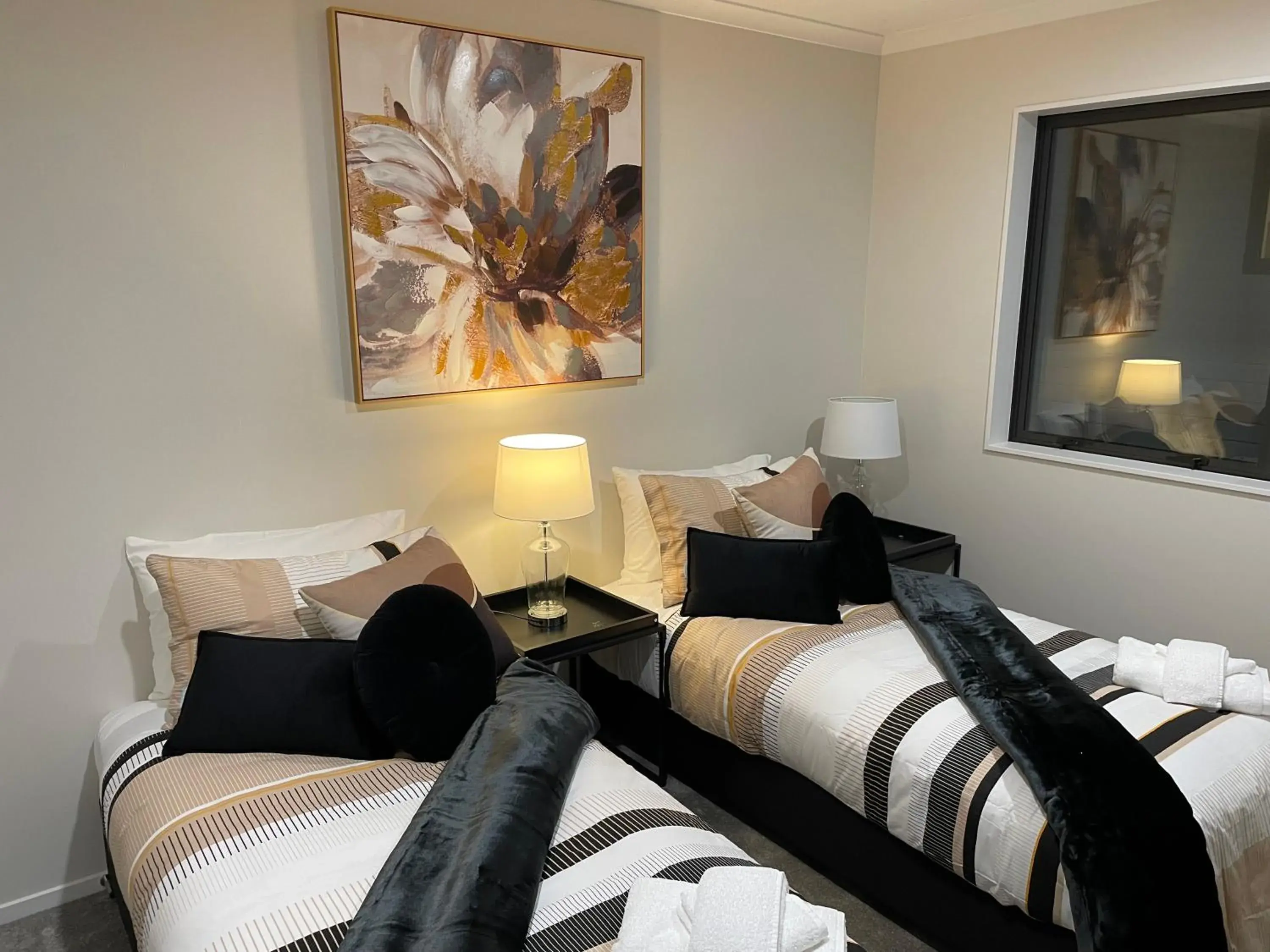 Superior Twin Room in Flat Bush Holiday Accommodation Superior Twin Room in Flat Bush Holiday Accommodation