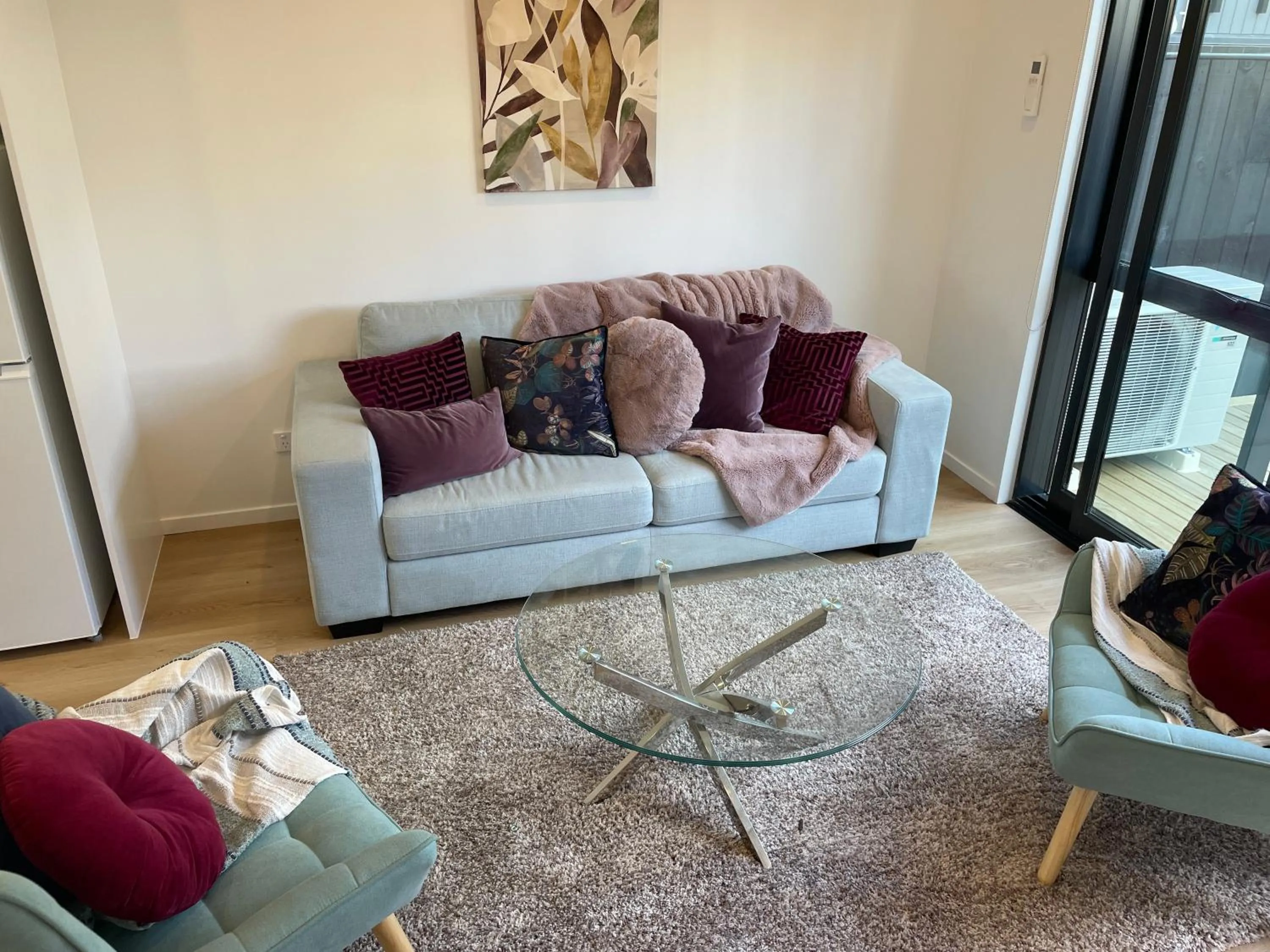 Living room in Flat Bush Holiday Accommodation