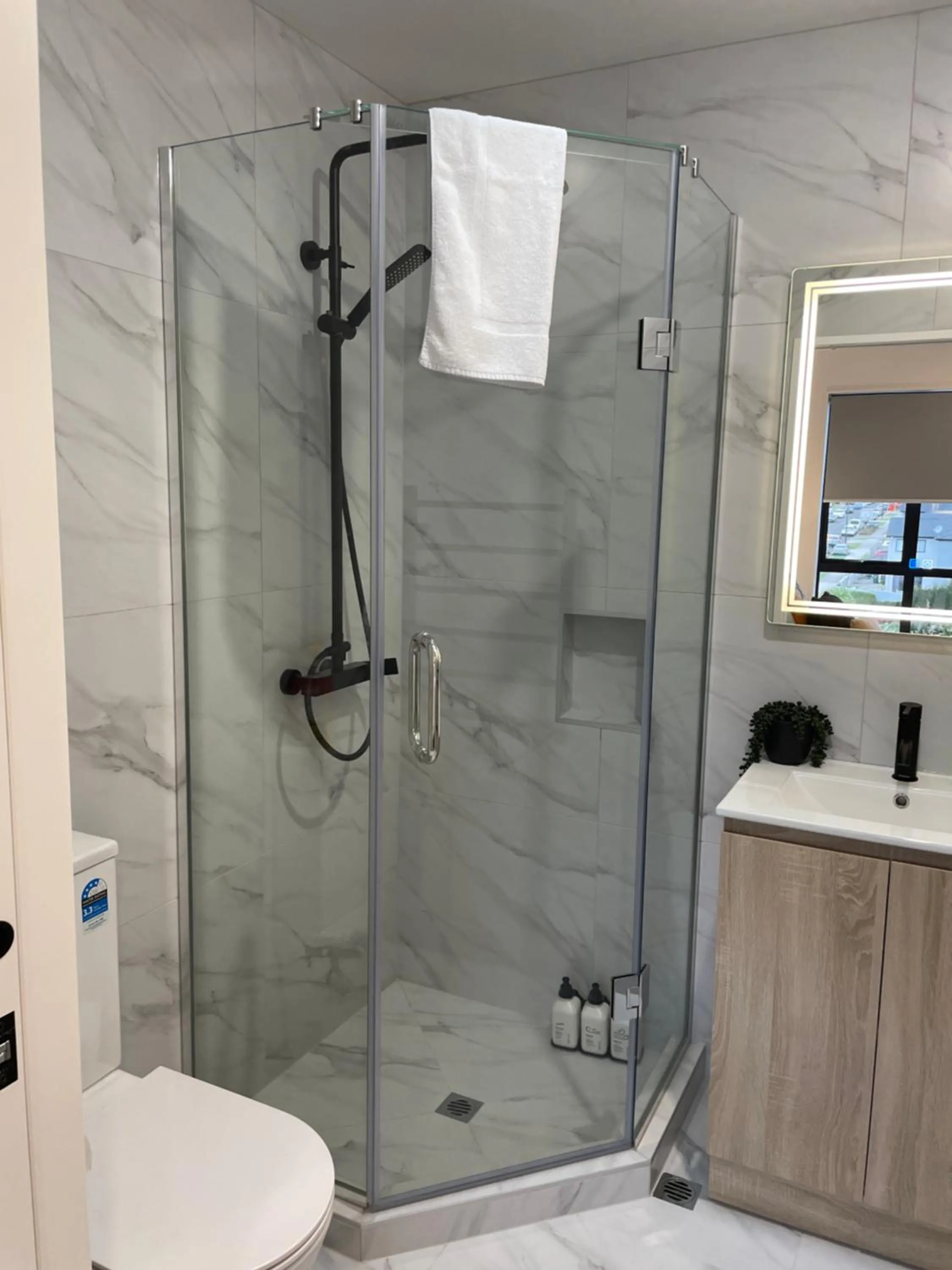 Shower in Flat Bush Holiday Accommodation