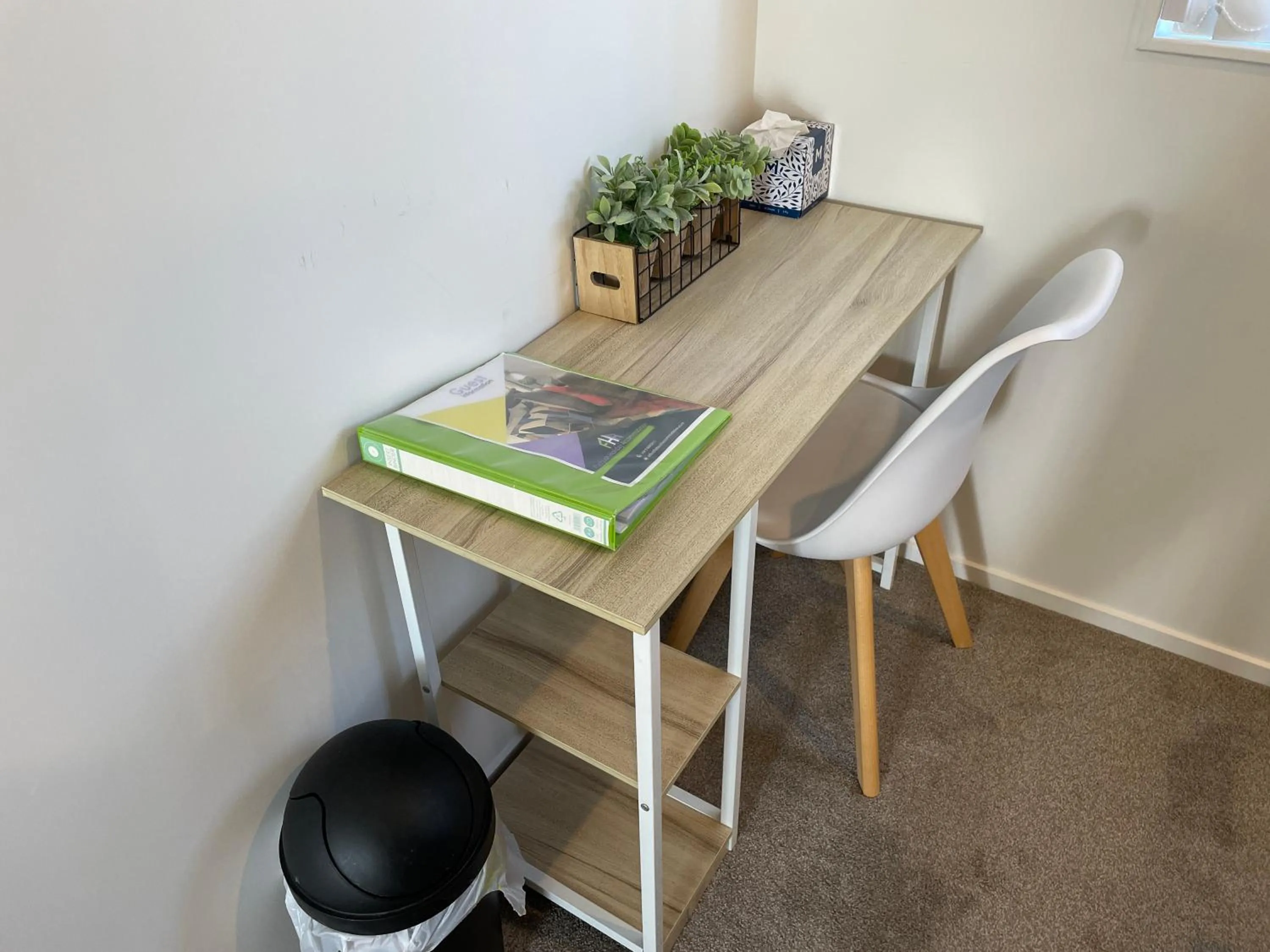 Decorative detail in Flat Bush Holiday Accommodation