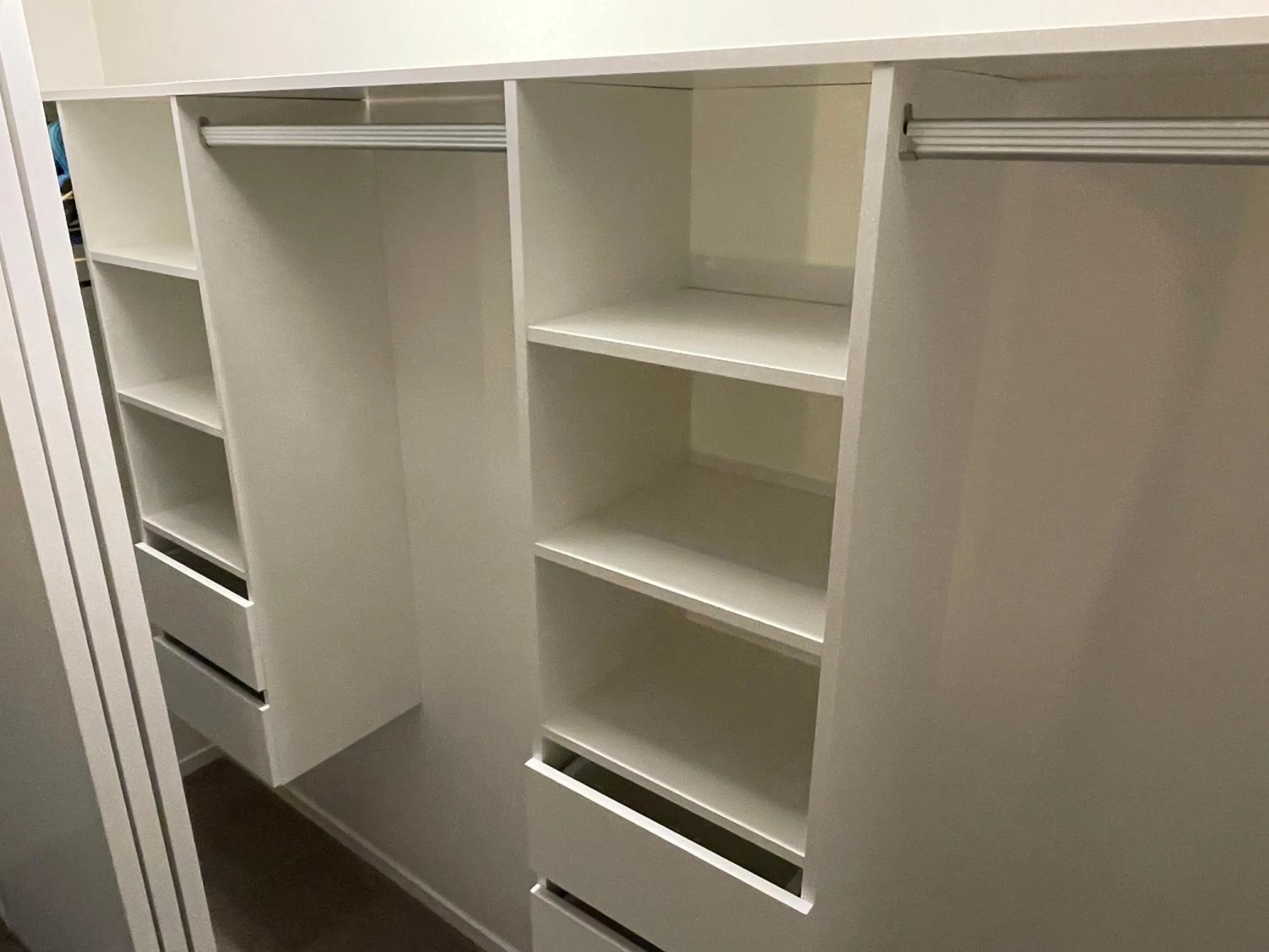 wardrobe in Flat Bush Holiday Accommodation