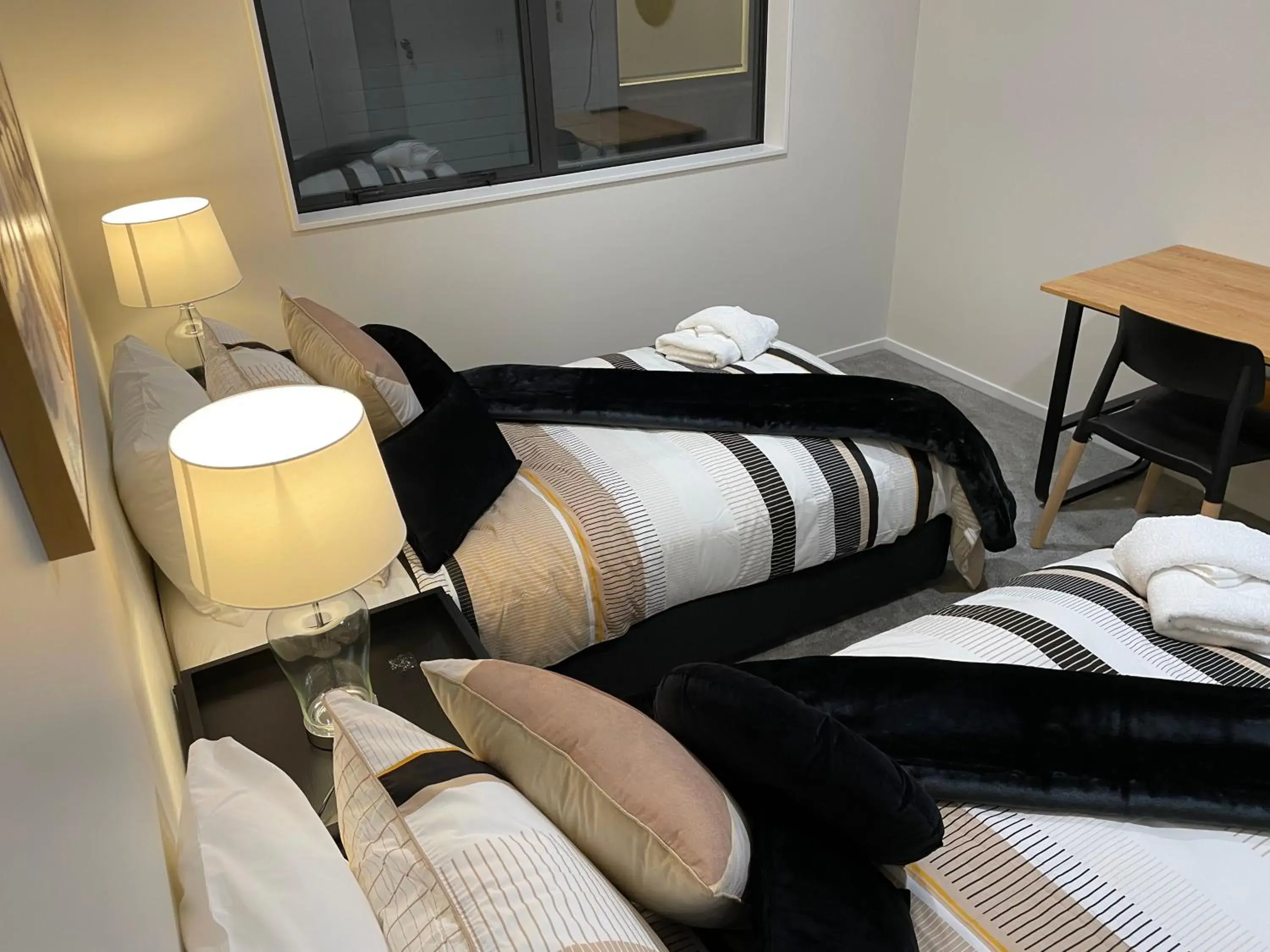 Superior Twin Room in Flat Bush Holiday Accommodation Superior Twin Room in Flat Bush Holiday Accommodation