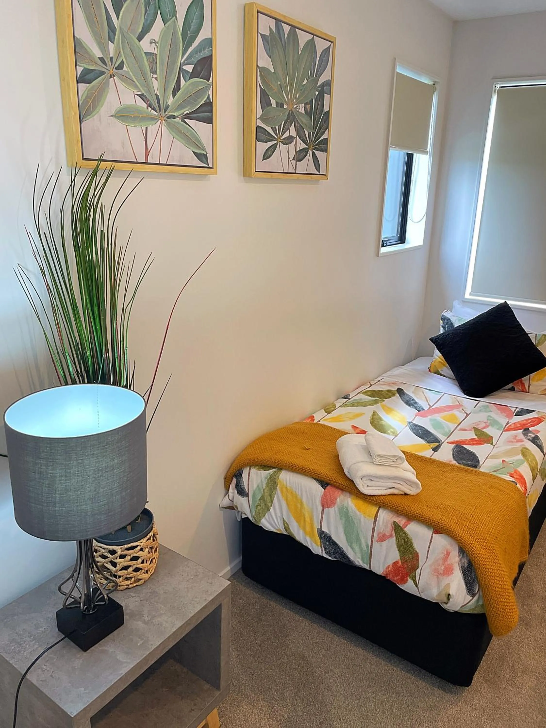 Bed in Flat Bush Holiday Accommodation