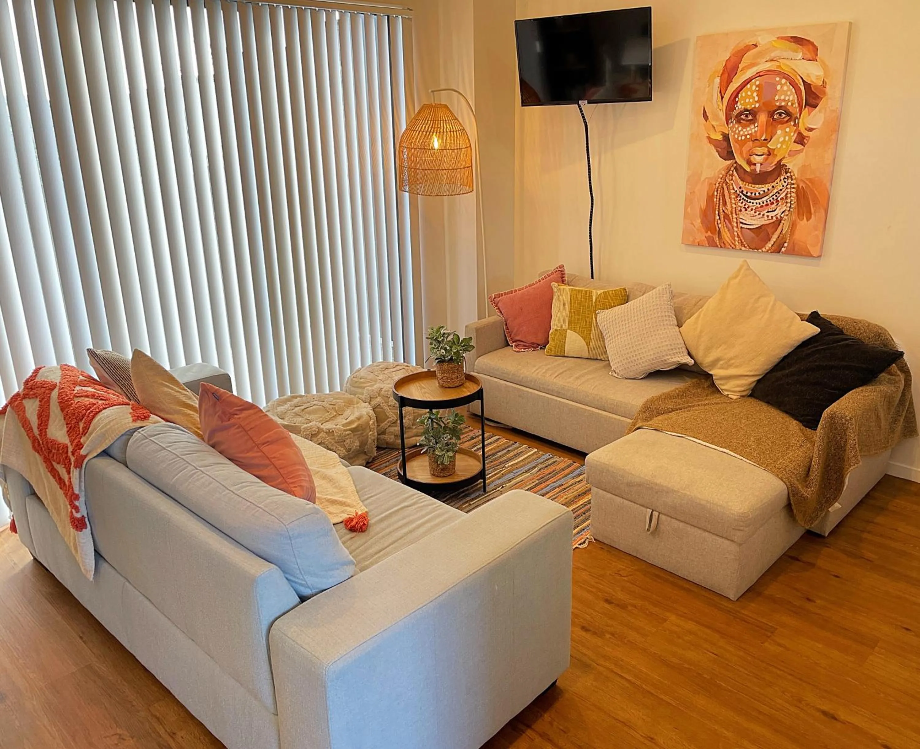 TV and multimedia in Flat Bush Holiday Accommodation