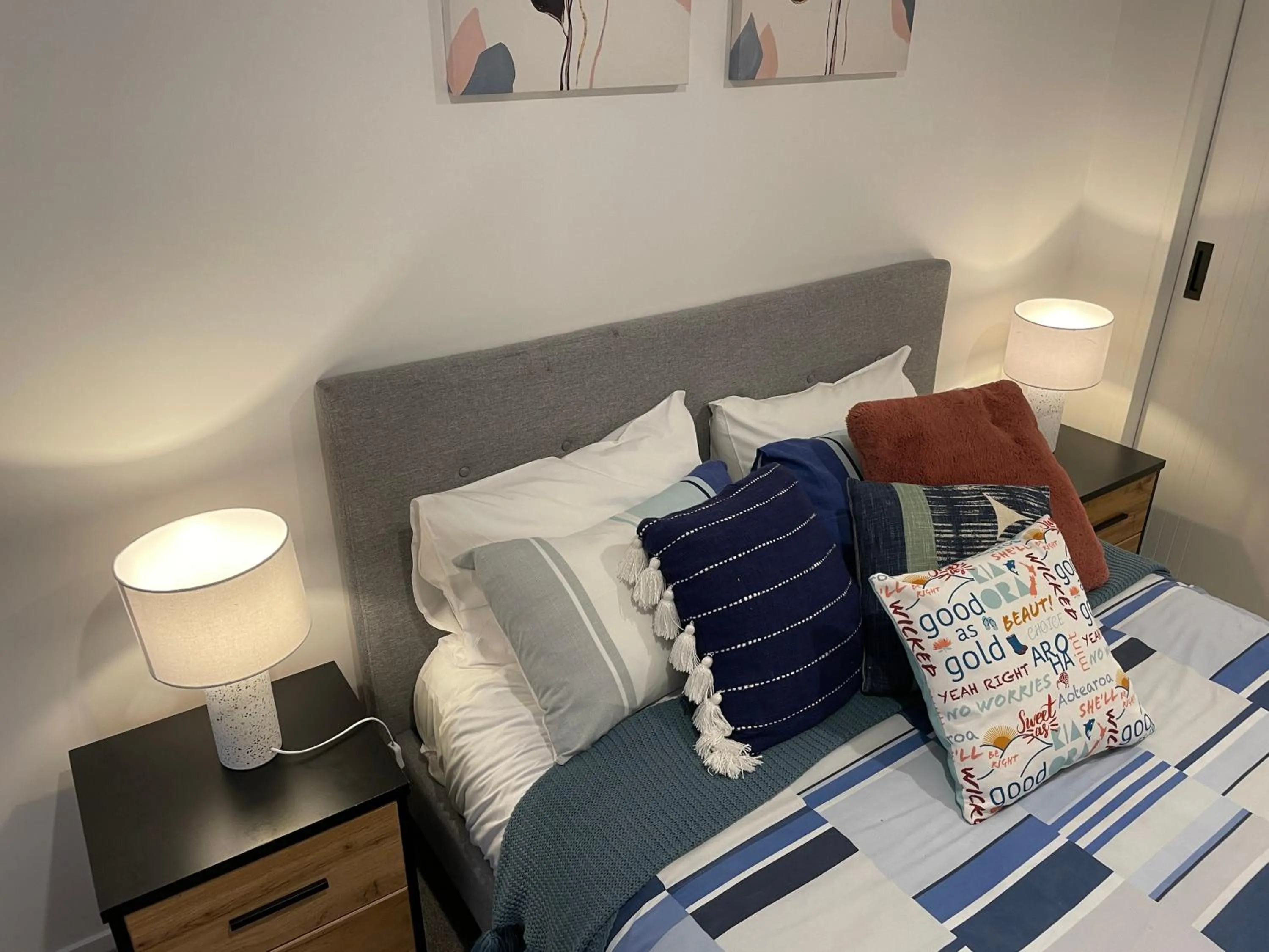 Bed in Flat Bush Holiday Accommodation