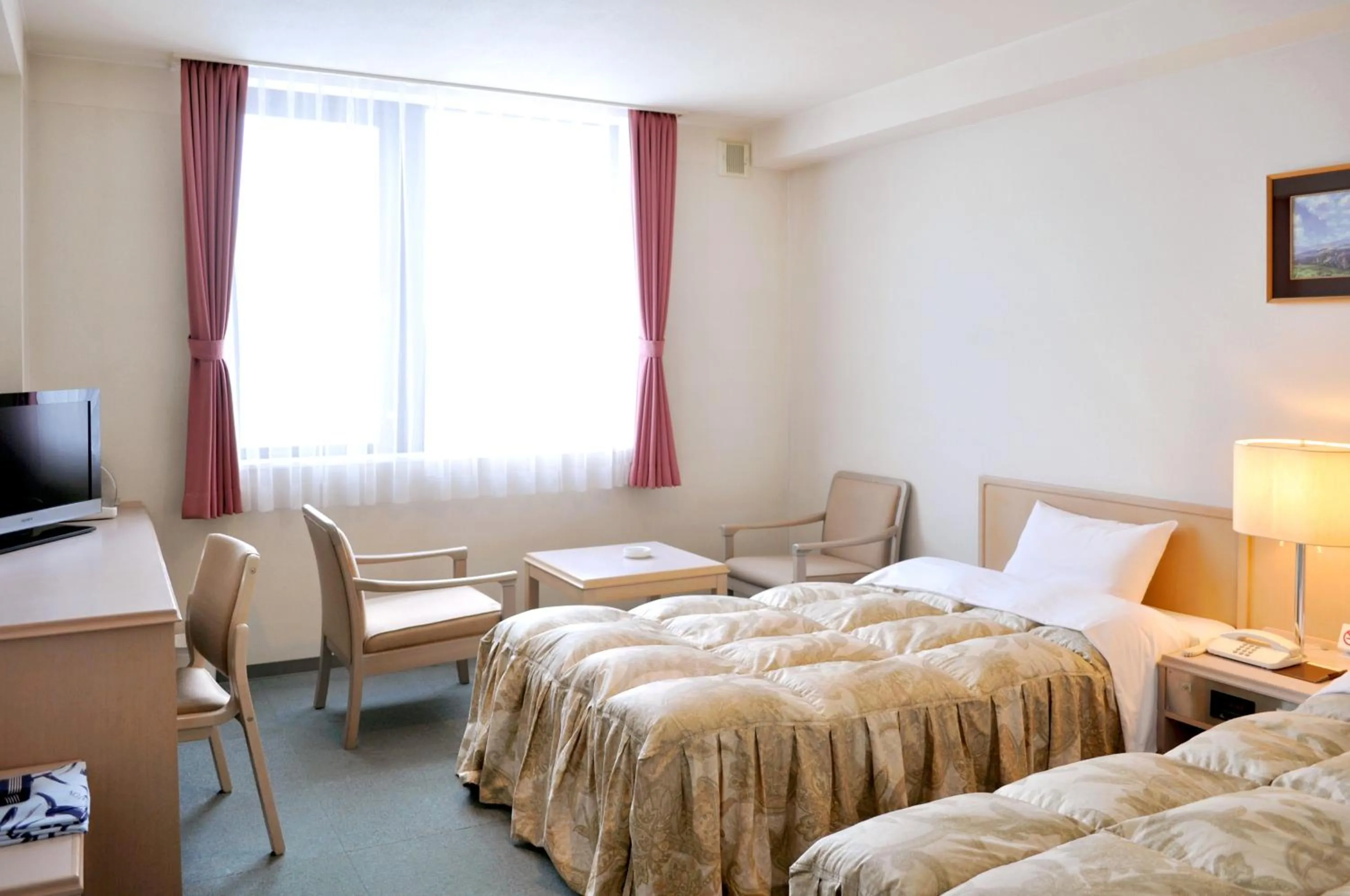 Photo of the whole room in Hotel Sunfuraton