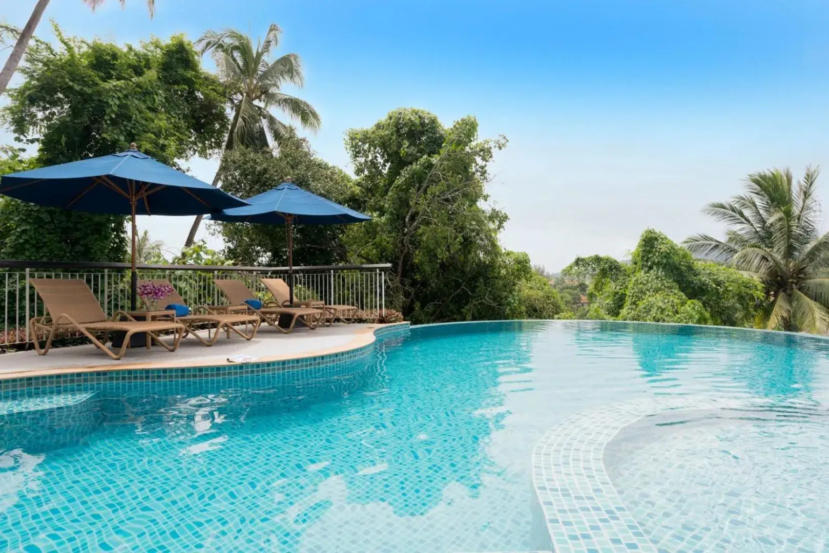 Swimming pool in The Park Surin Serviced Apartments by RESAVA Swimming pool in The Park Surin Serviced Apartments by RESAVA