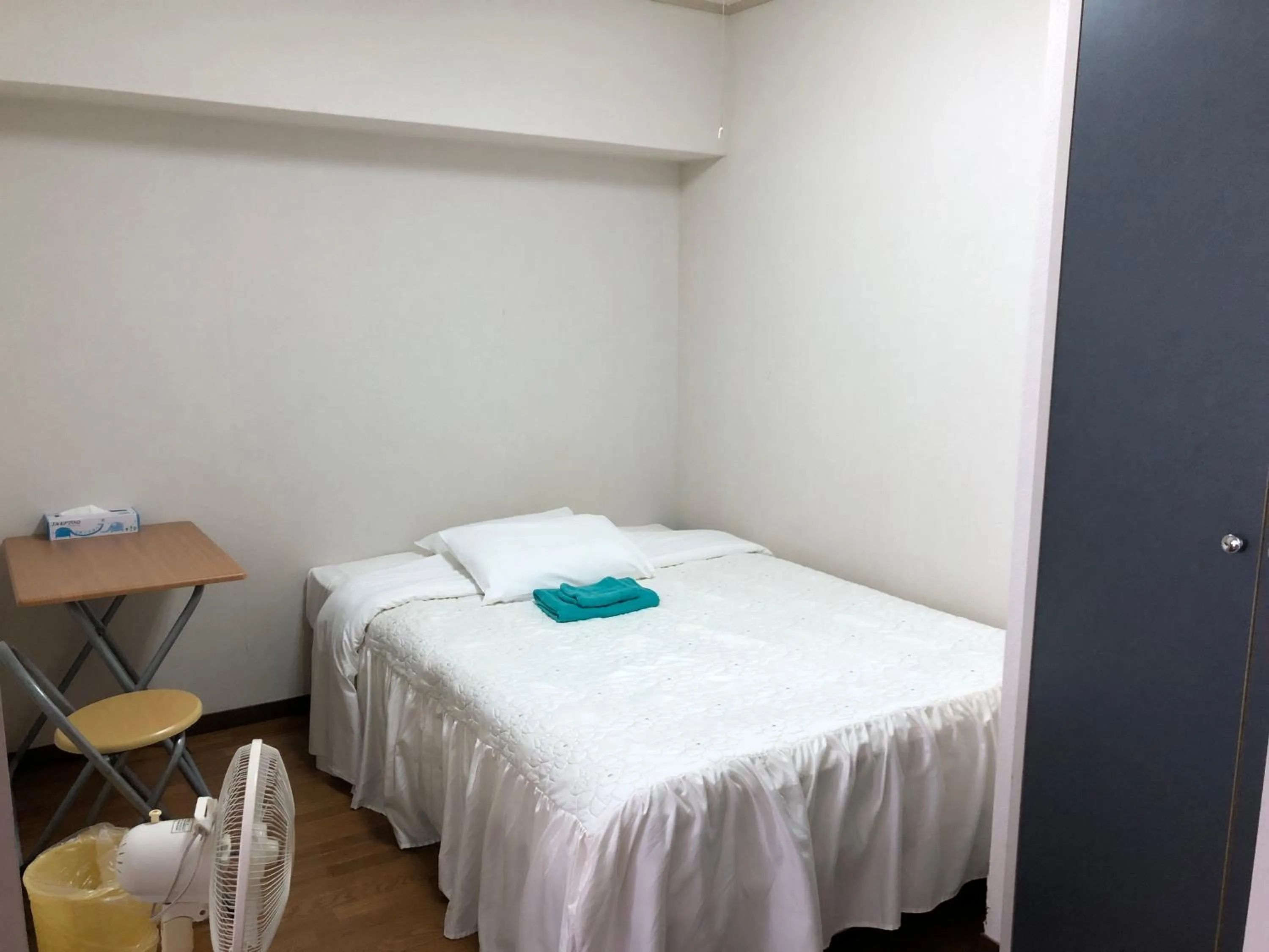 Bed in Weekly Harbourview Mansion Main Building