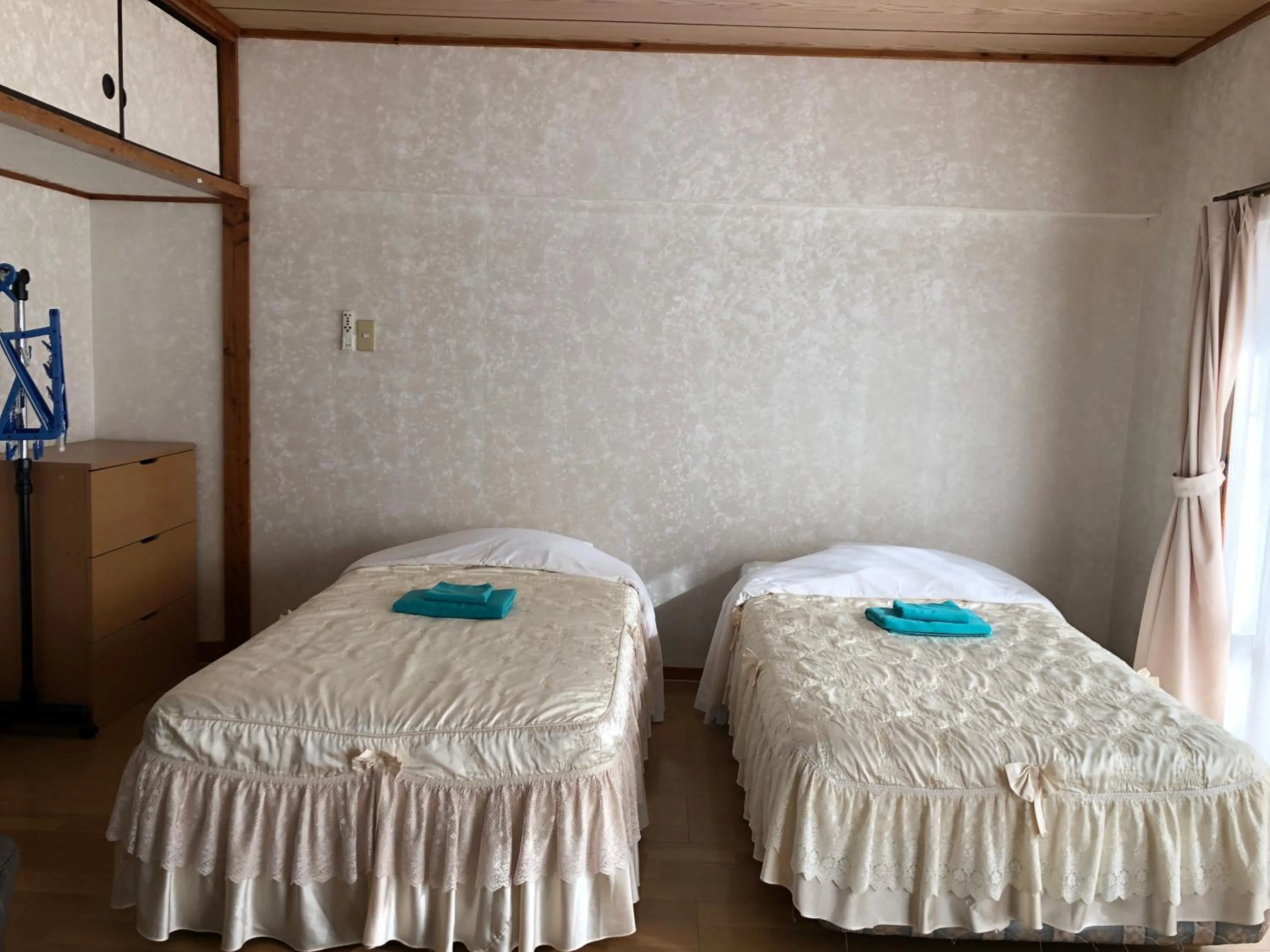 Bed in Weekly Harbourview Mansion Main Building