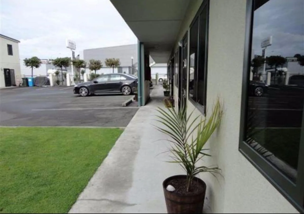 Property building in ASURE Abode On Courtenay Motor Inn