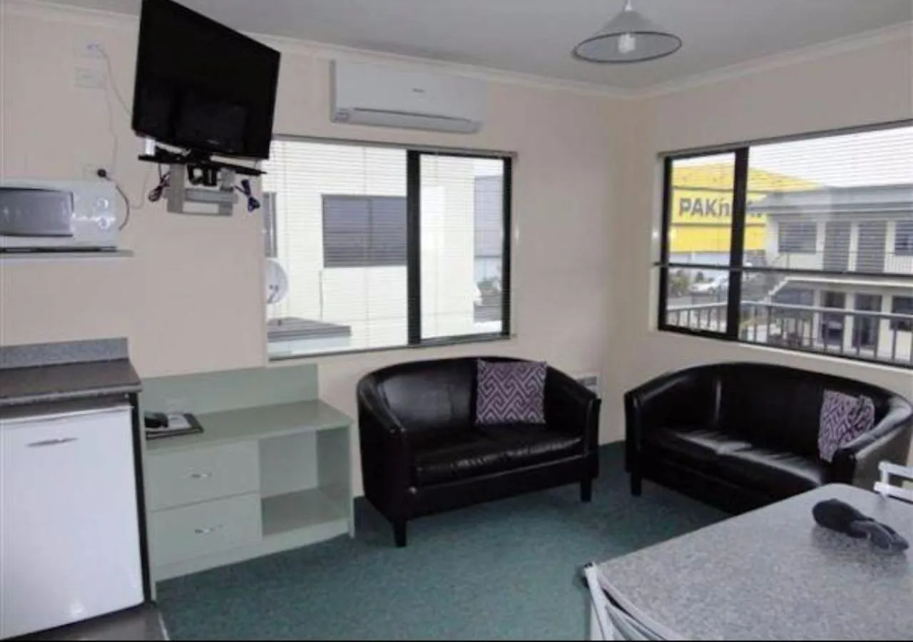 ASURE Abode On Courtenay Motor Inn