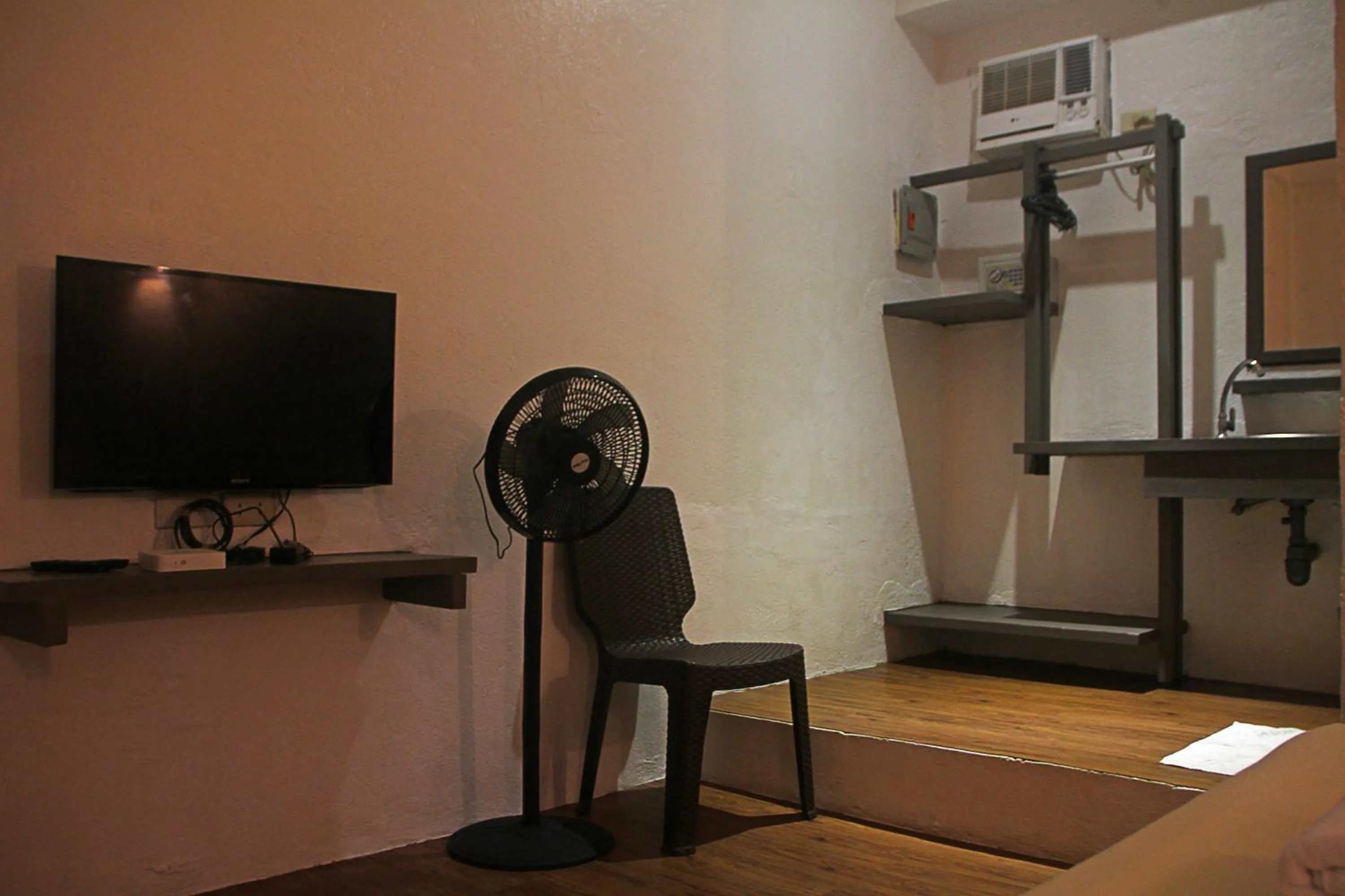 Lazy Dog Bed & Breakfast