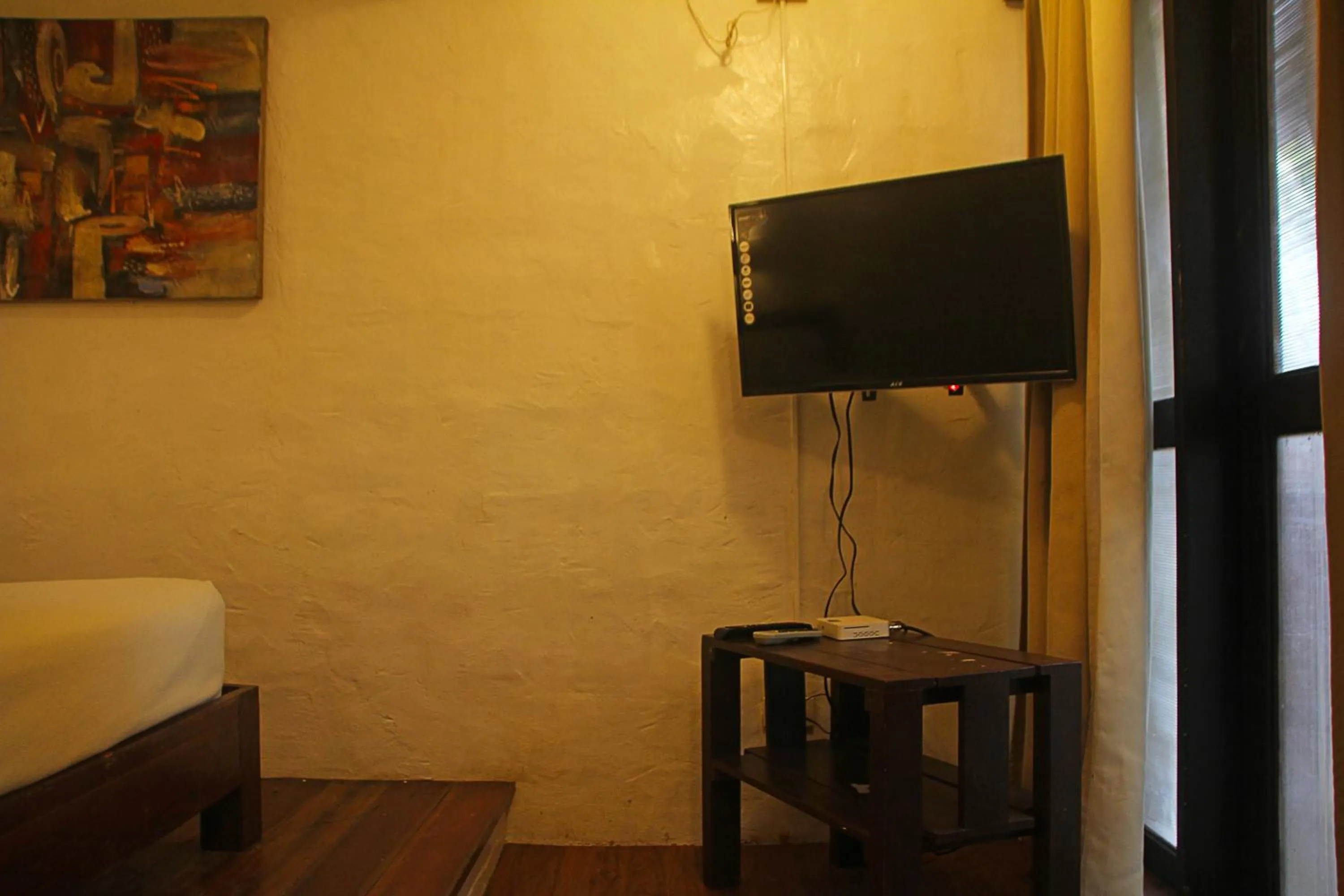 Bed in Lazy Dog Bed & Breakfast