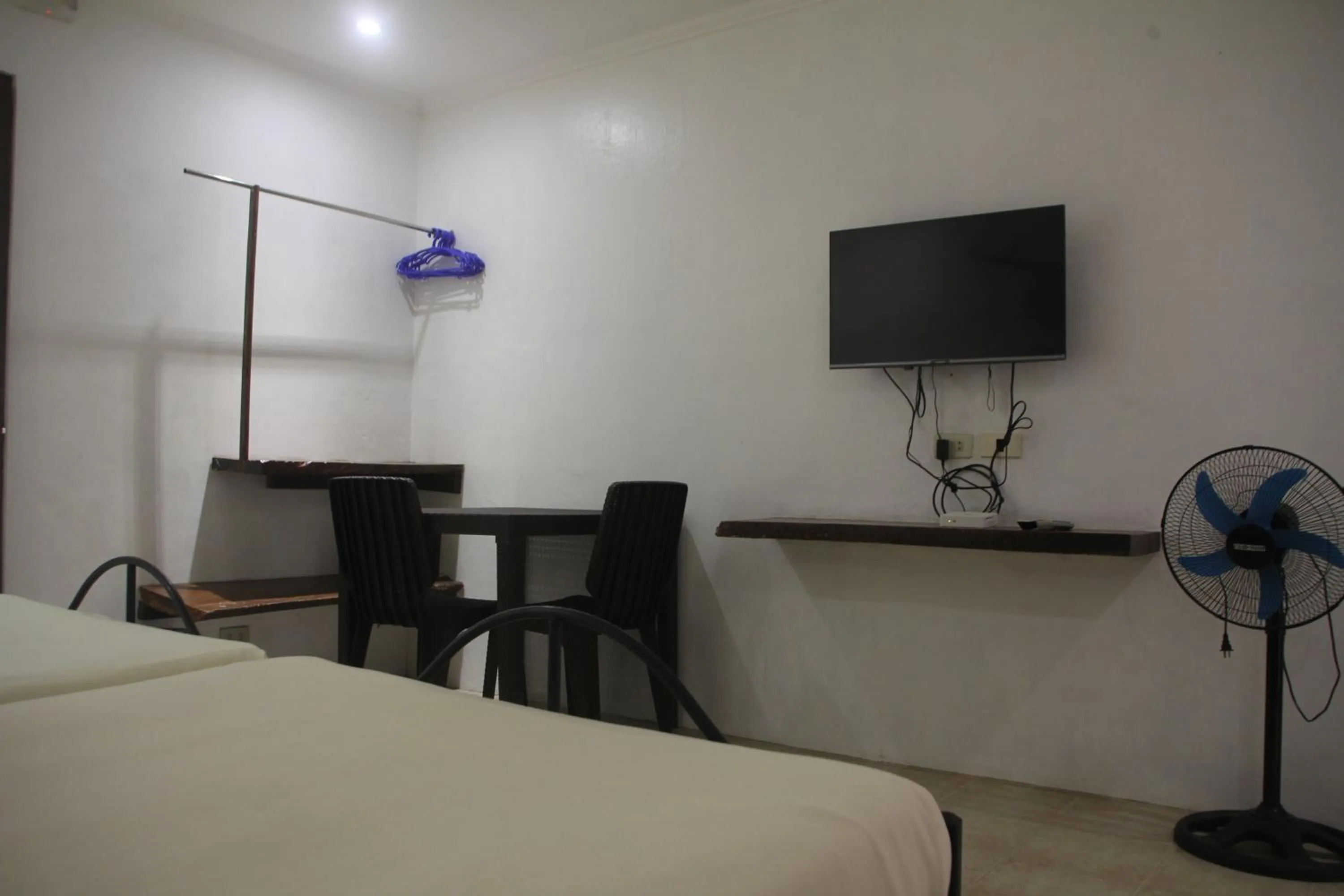 TV and multimedia, Bed in Lazy Dog Bed & Breakfast