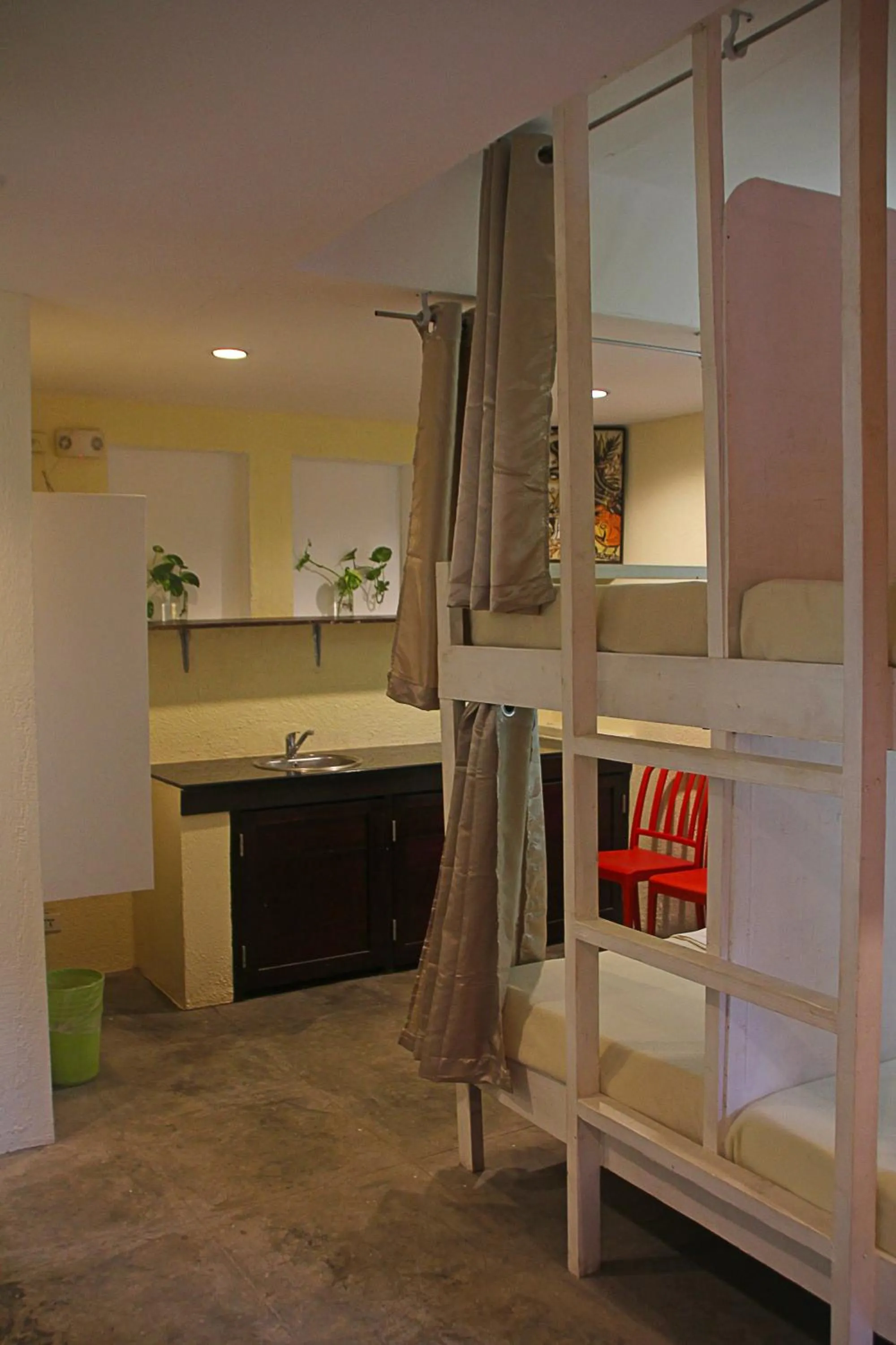 Bed in Lazy Dog Bed & Breakfast