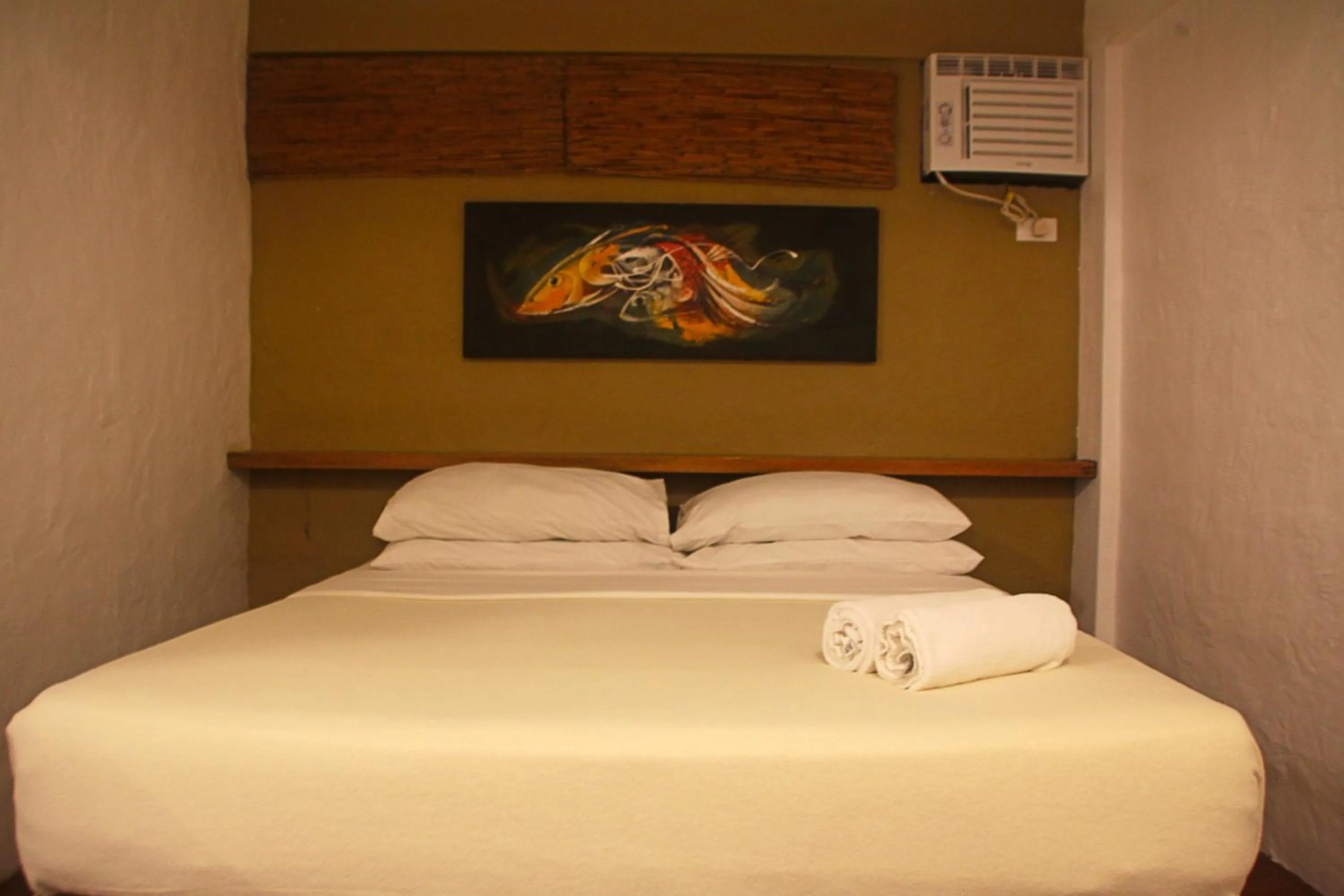 Bed in Lazy Dog Bed & Breakfast