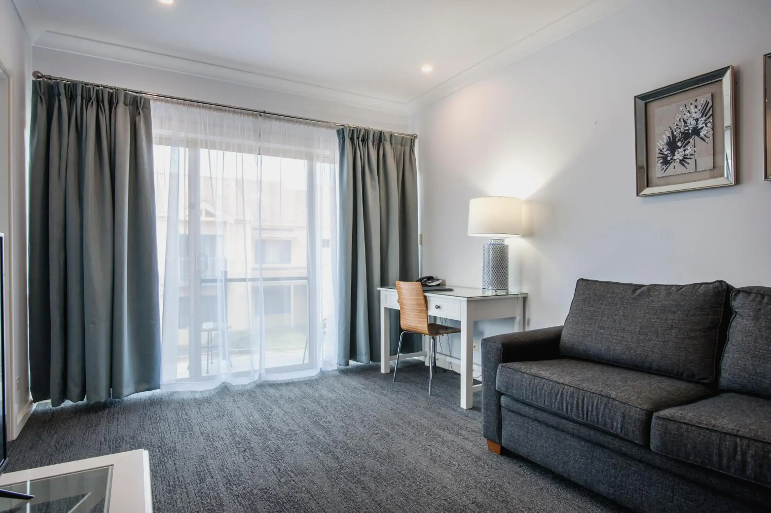 Living room in Marina Hotel Living room in Marina Hotel