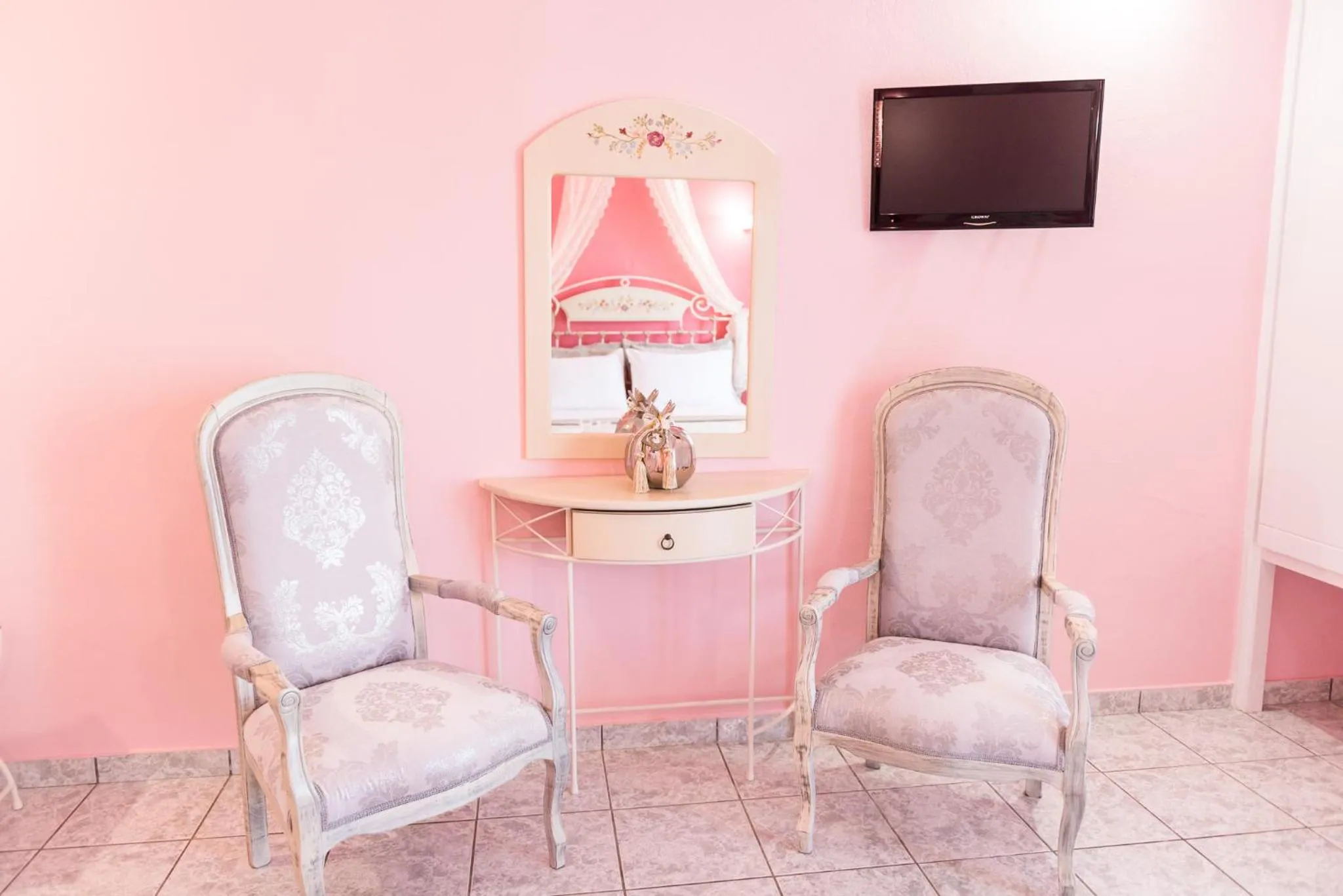 TV and multimedia in Villa Sophia