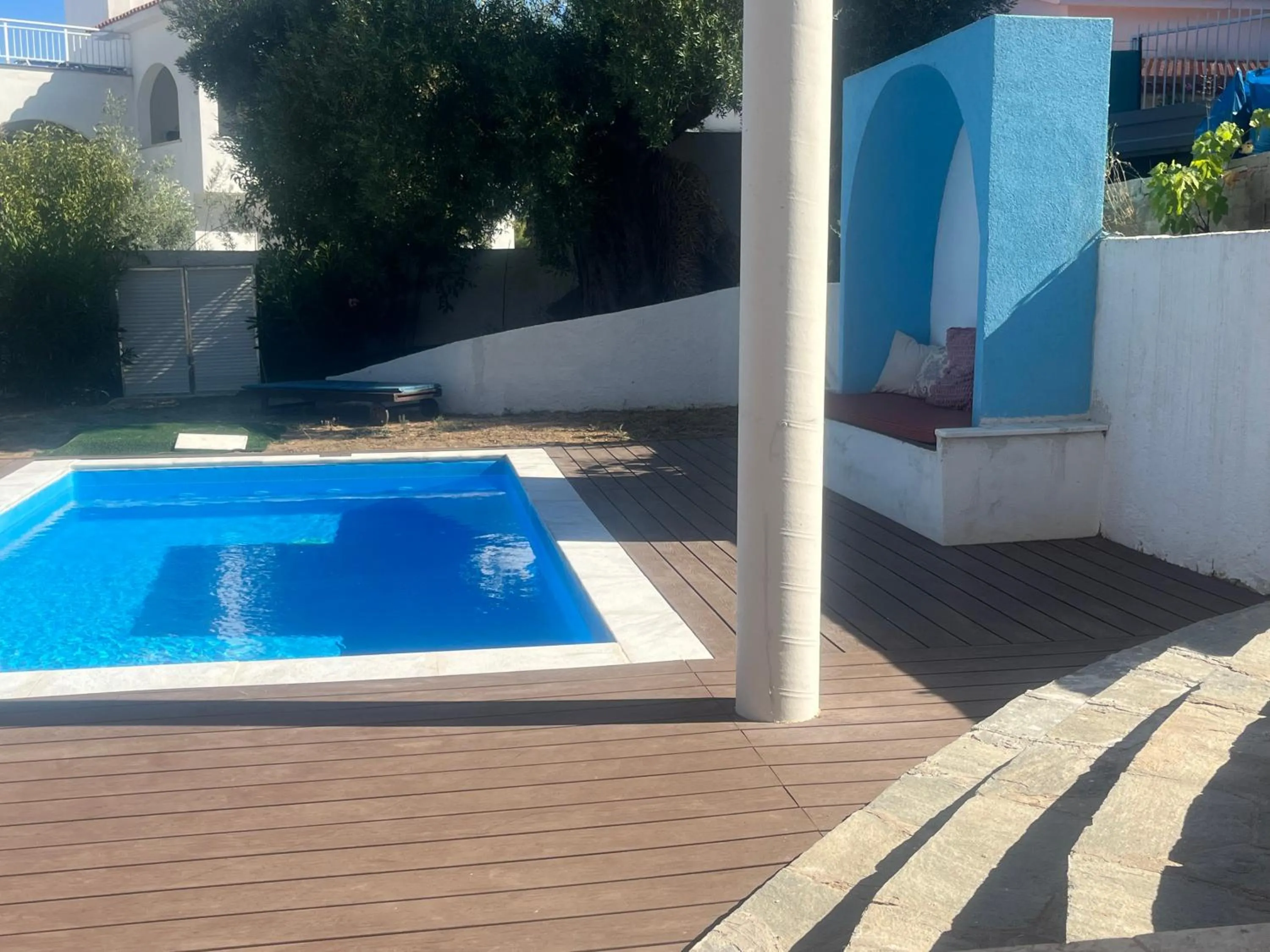 Villa Askamnia and Suites