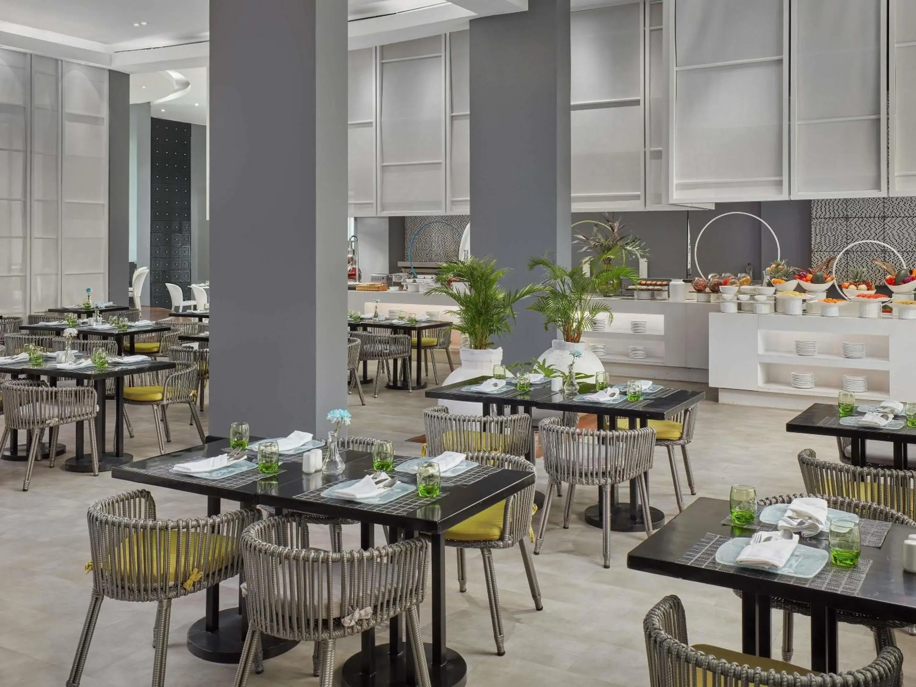 Restaurant/places to eat in Mövenpick Hotel Mactan Island Cebu Restaurant/places to eat in Mövenpick Hotel Mactan Island Cebu