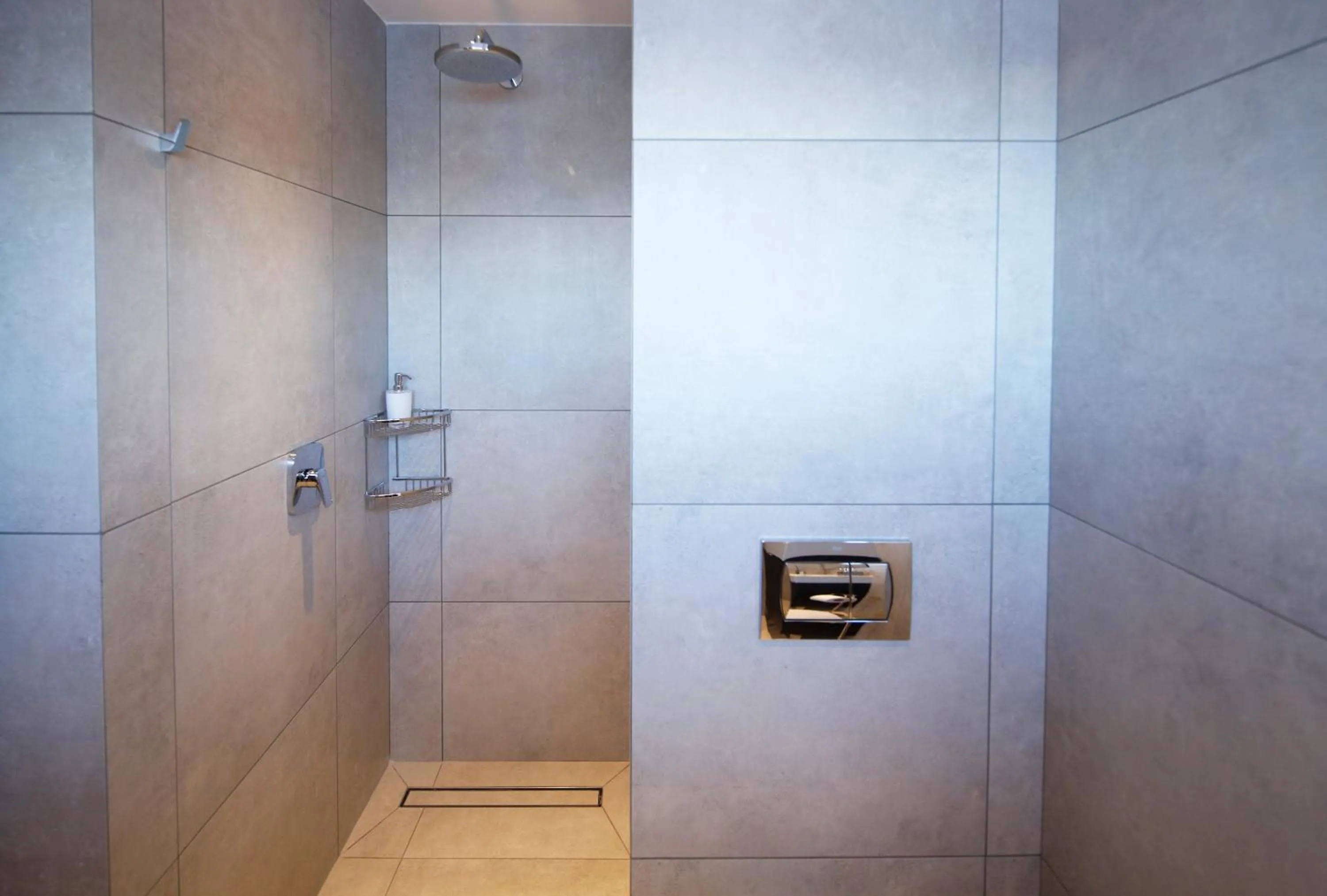 Bathroom in Keflavik Micro Suites