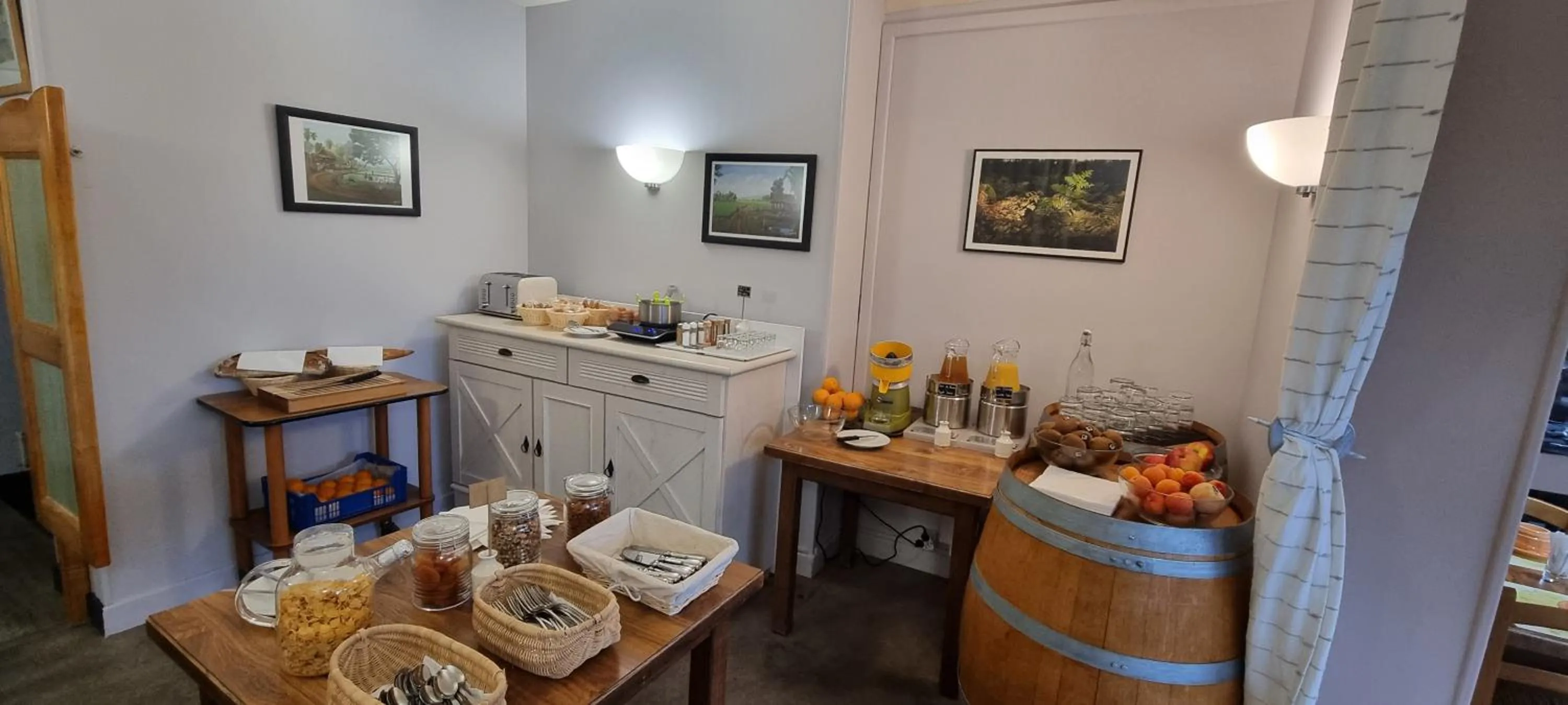 Breakfast in Hôtel du Lac