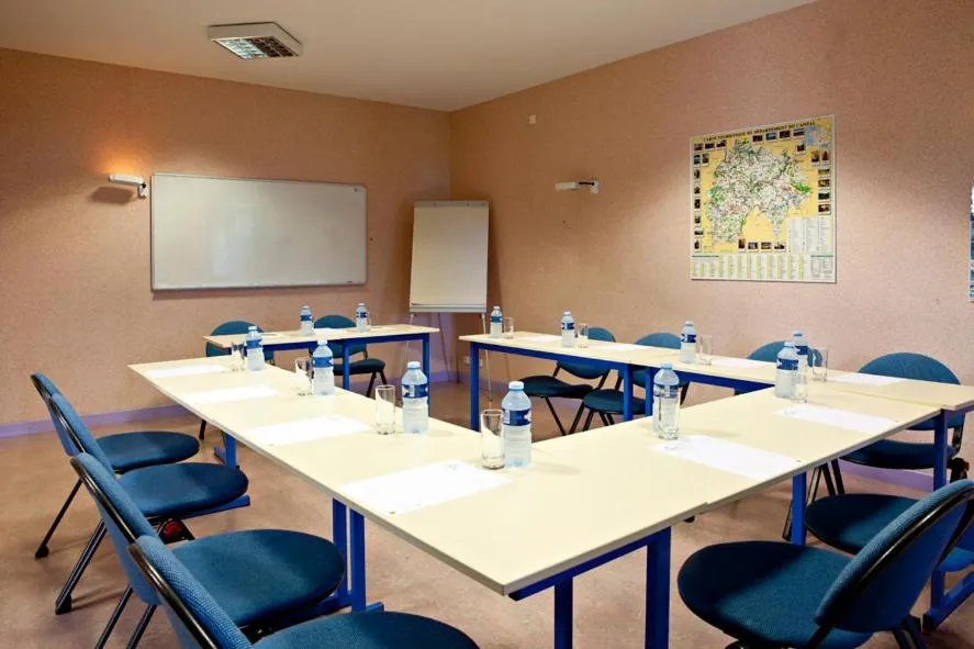 Meeting/conference room in Hôtel du Lac