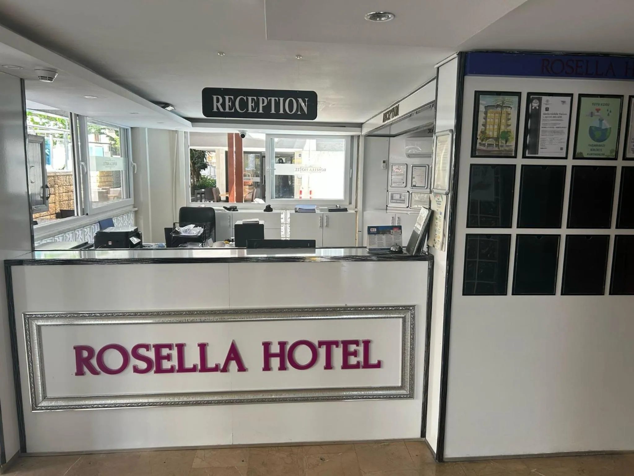 Rosella Hotel