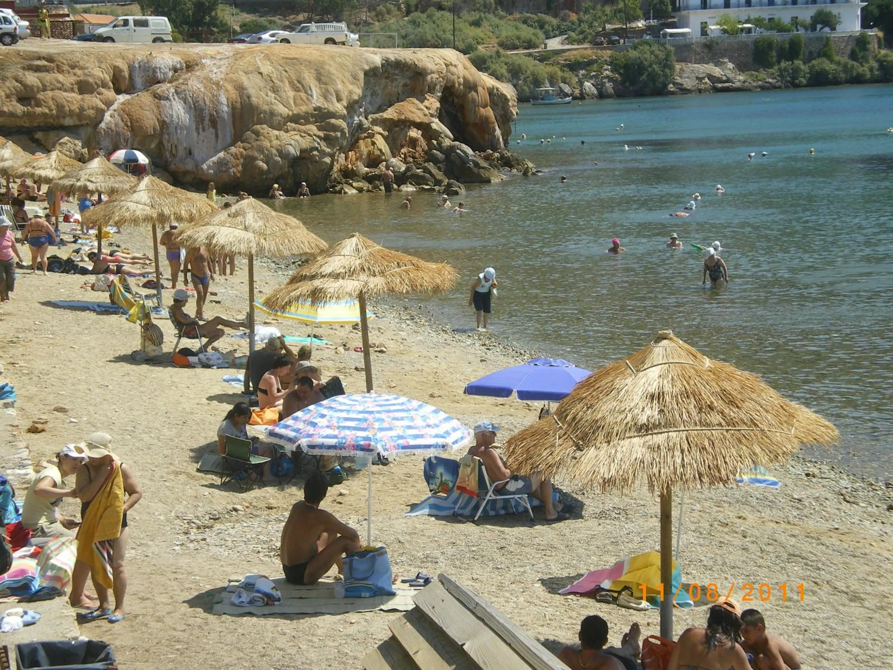 People in Palatino