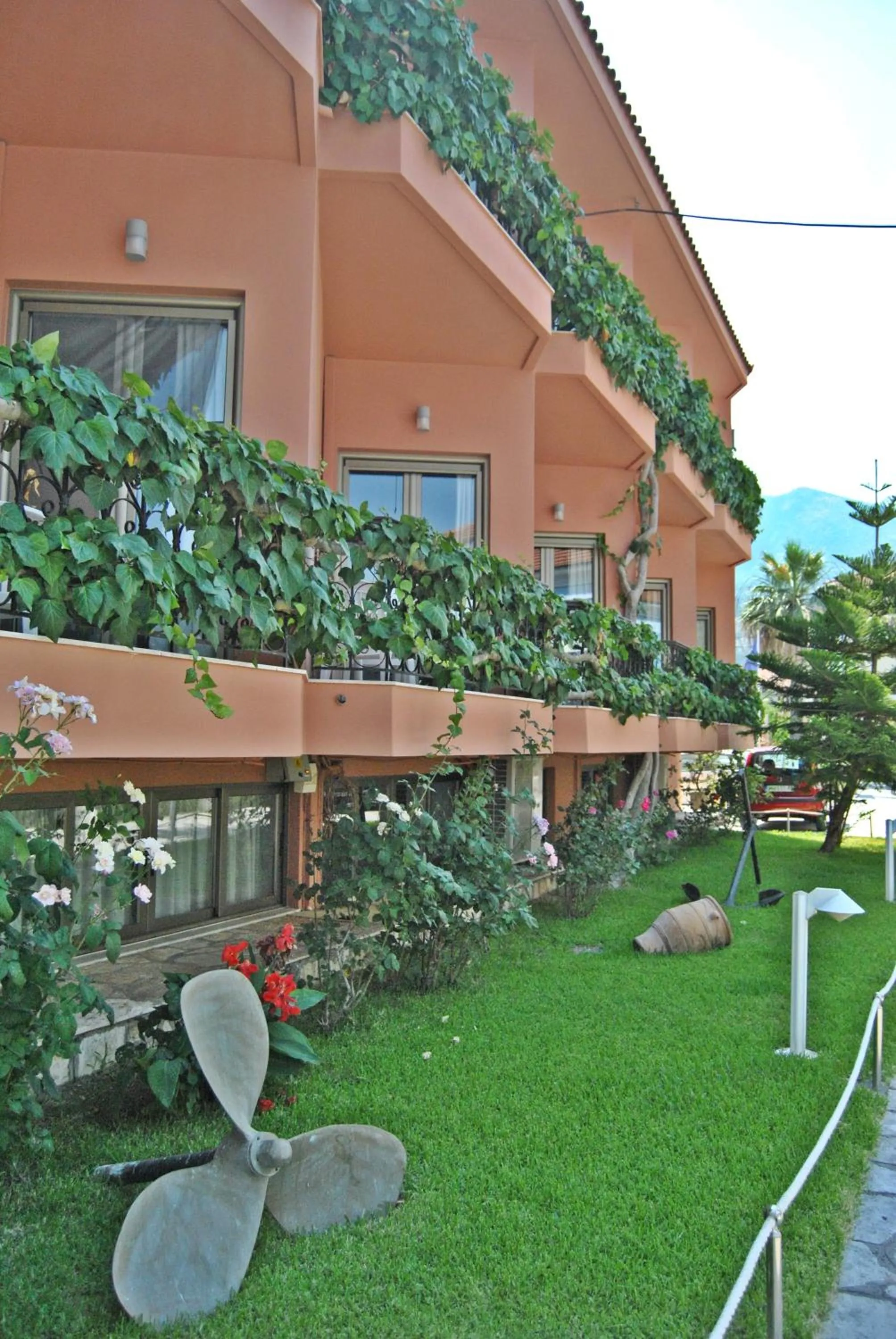 Garden in Athos Hotel